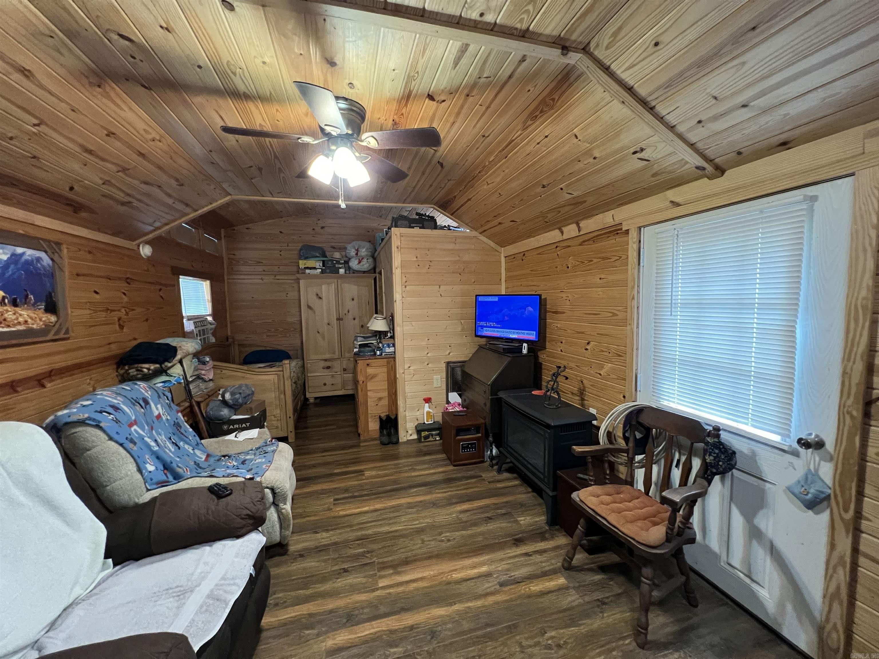 181  Polk Road 127  Mena, AR