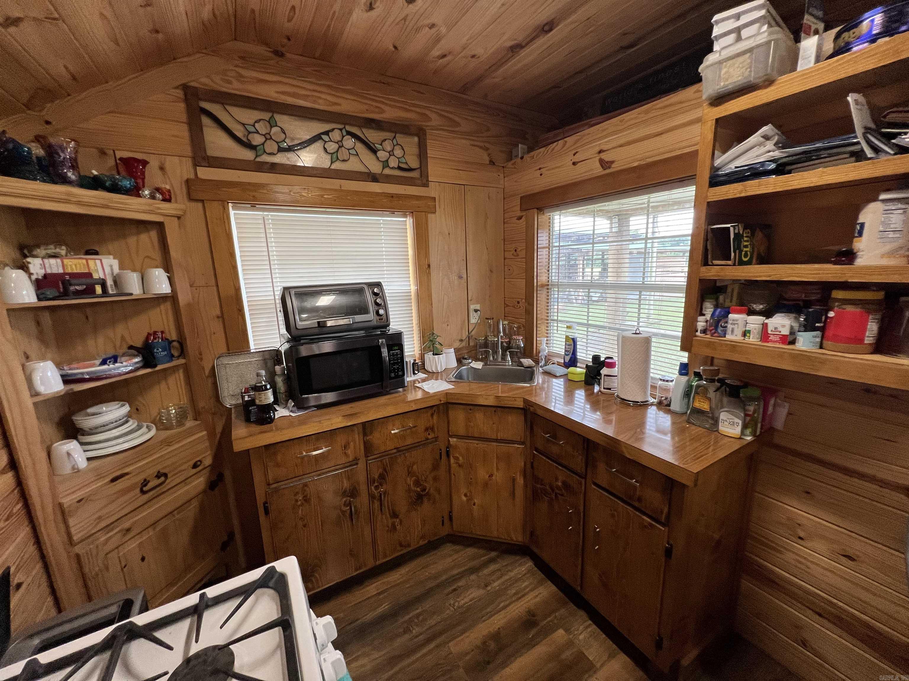 181  Polk Road 127  Mena, AR