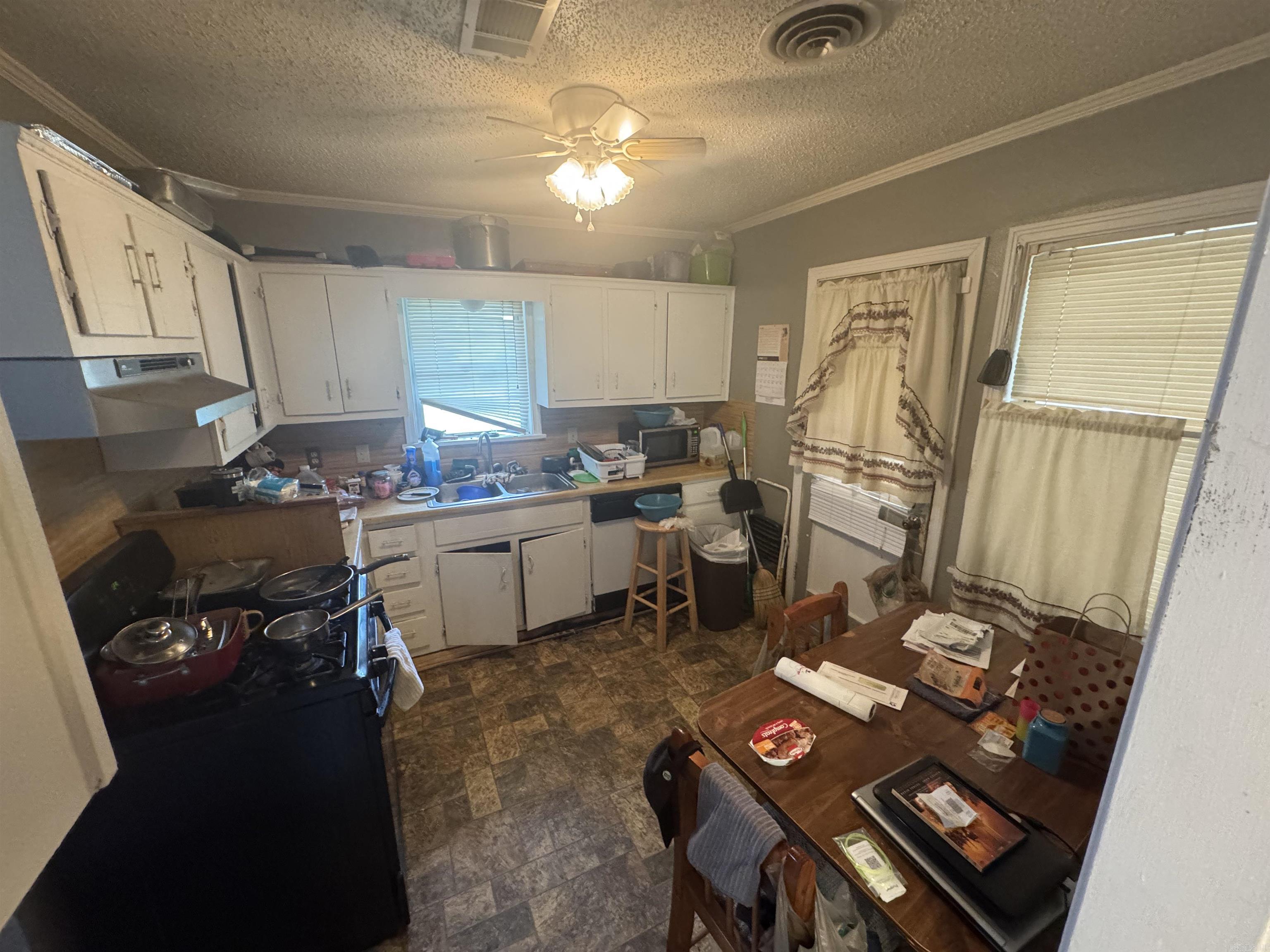1807 W 32nd Ave  Pine Bluff, AR