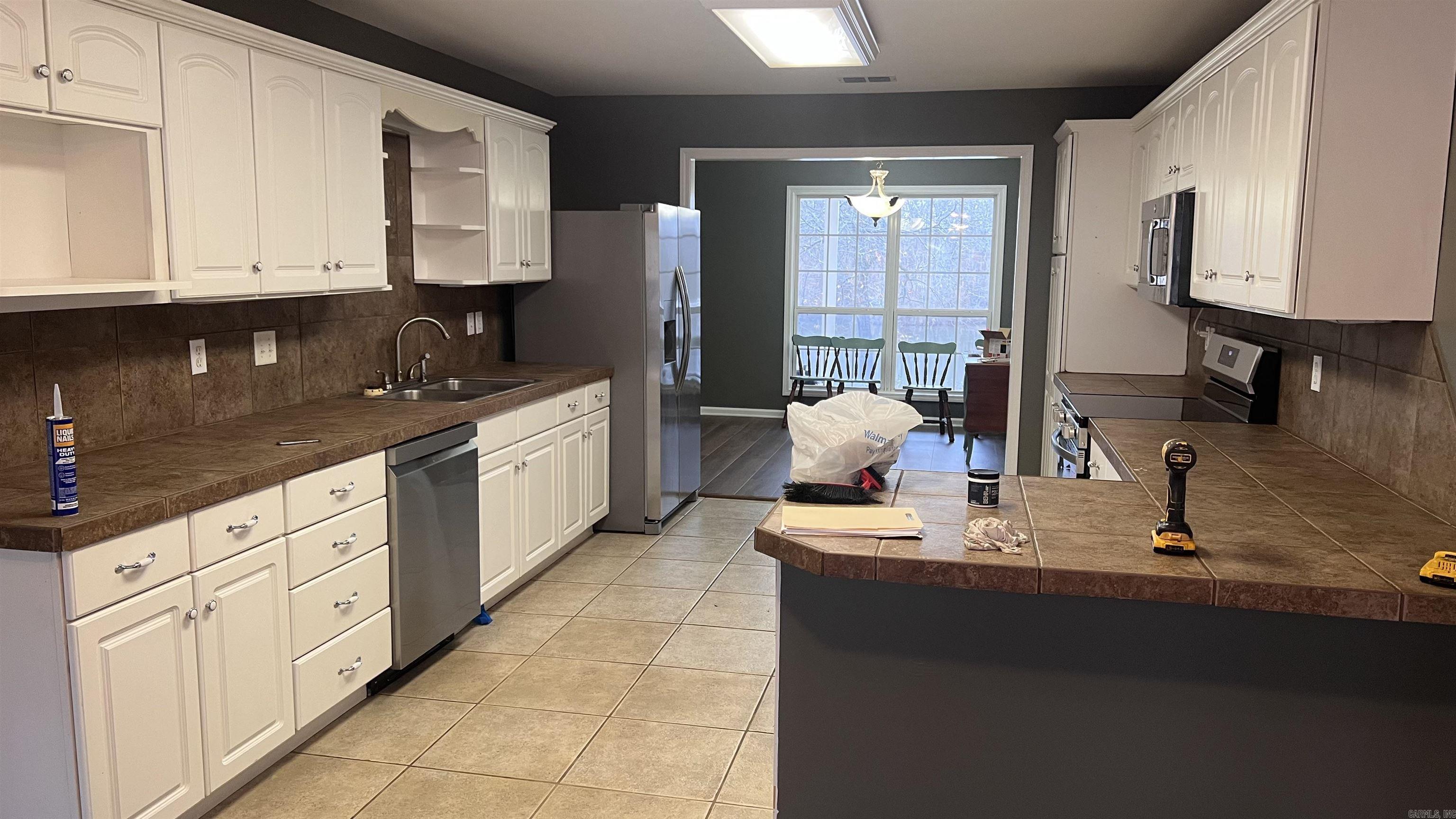 3385  Lewisburg B Austin, AR