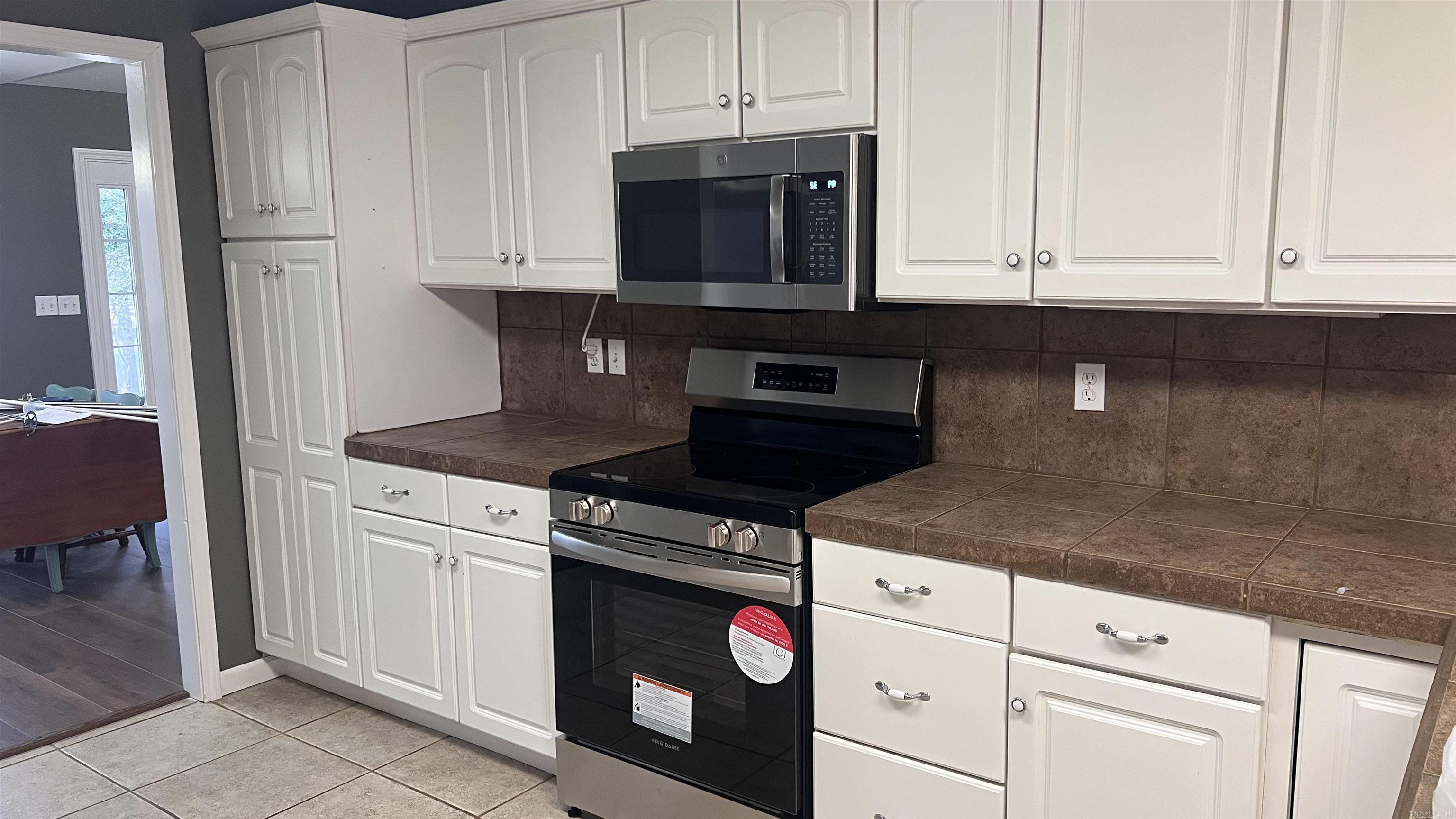 3385  Lewisburg B Austin, AR