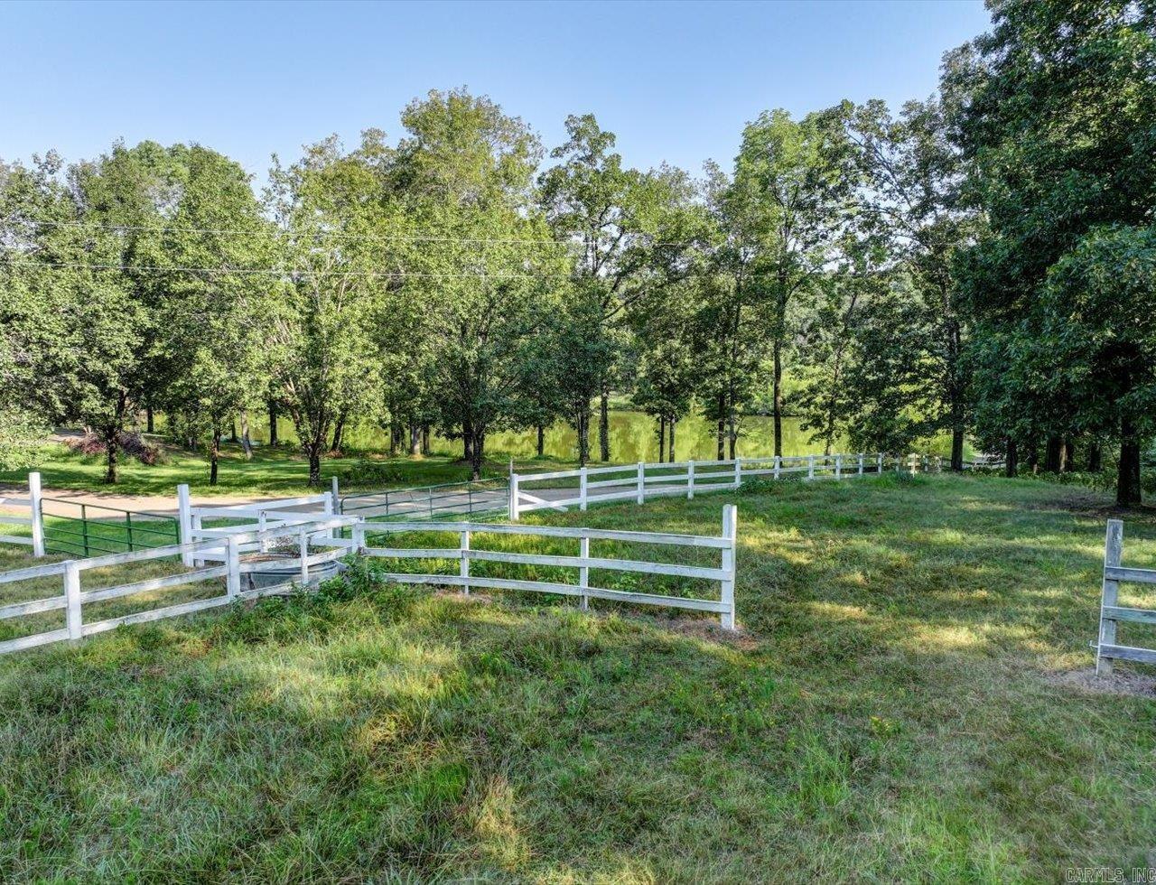 3385  Lewisburg B Austin, AR