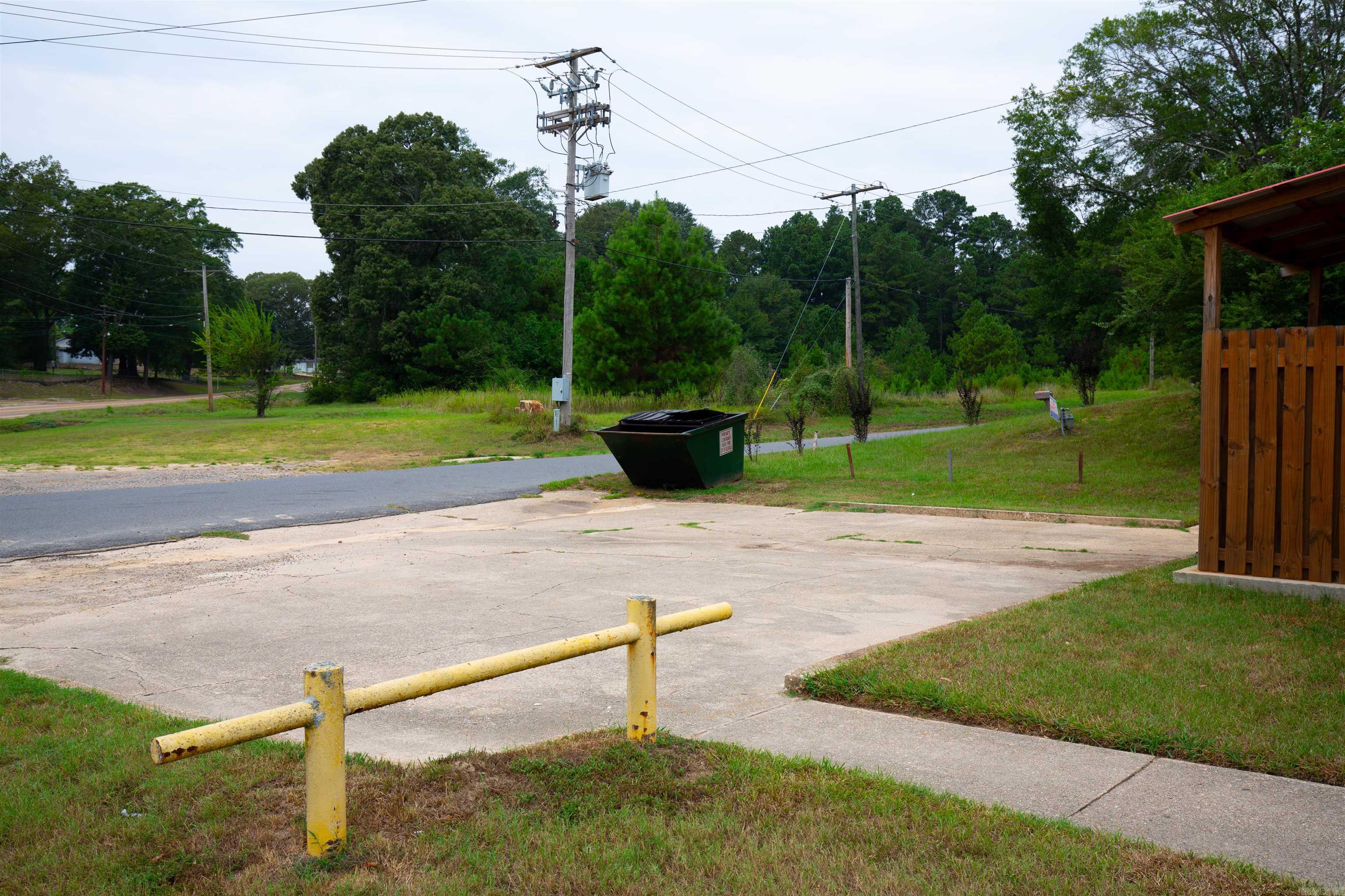 204  Strong Hwy  El Dorado, AR