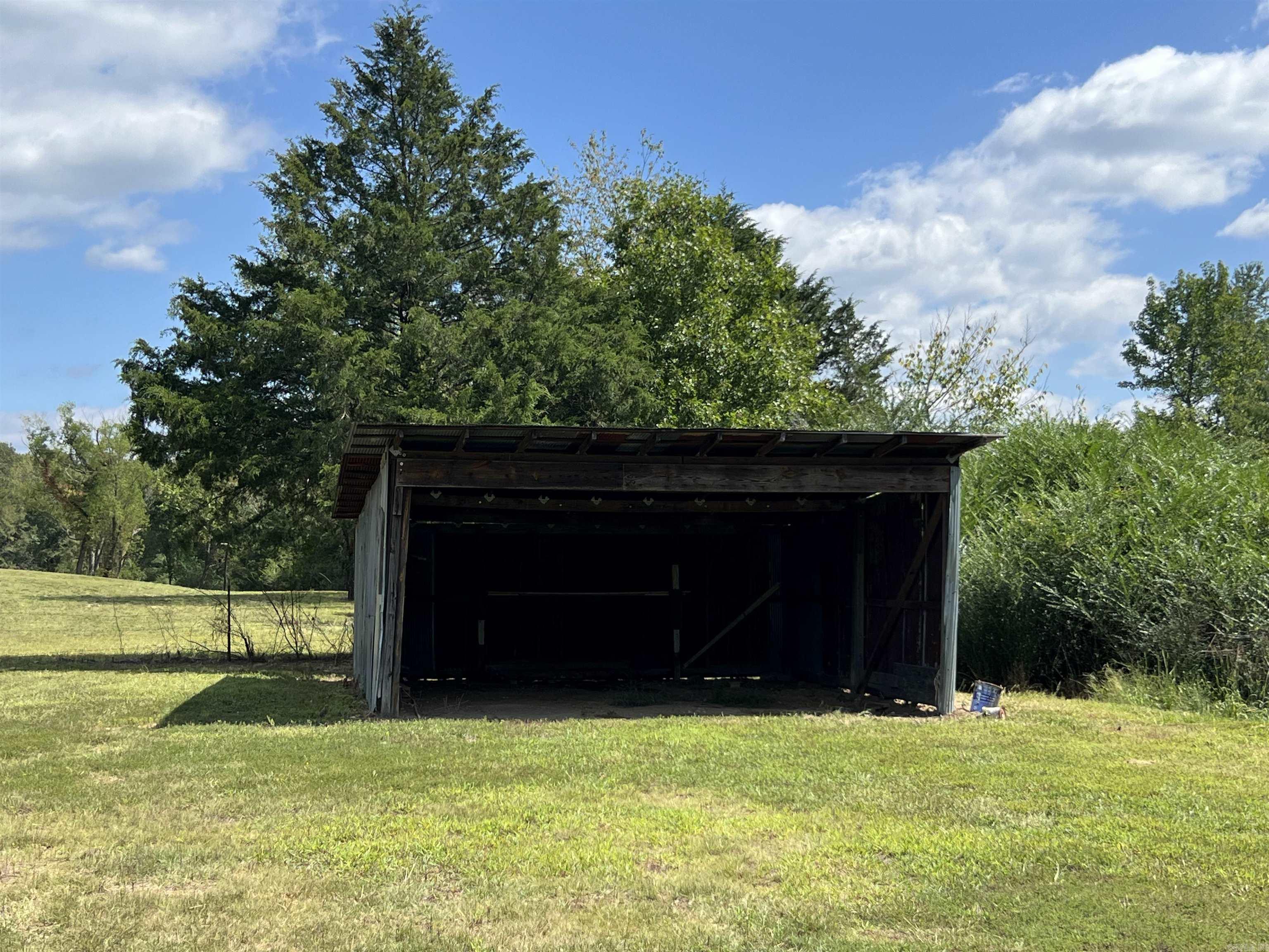 610  Polk Road 35  Hatfield, AR