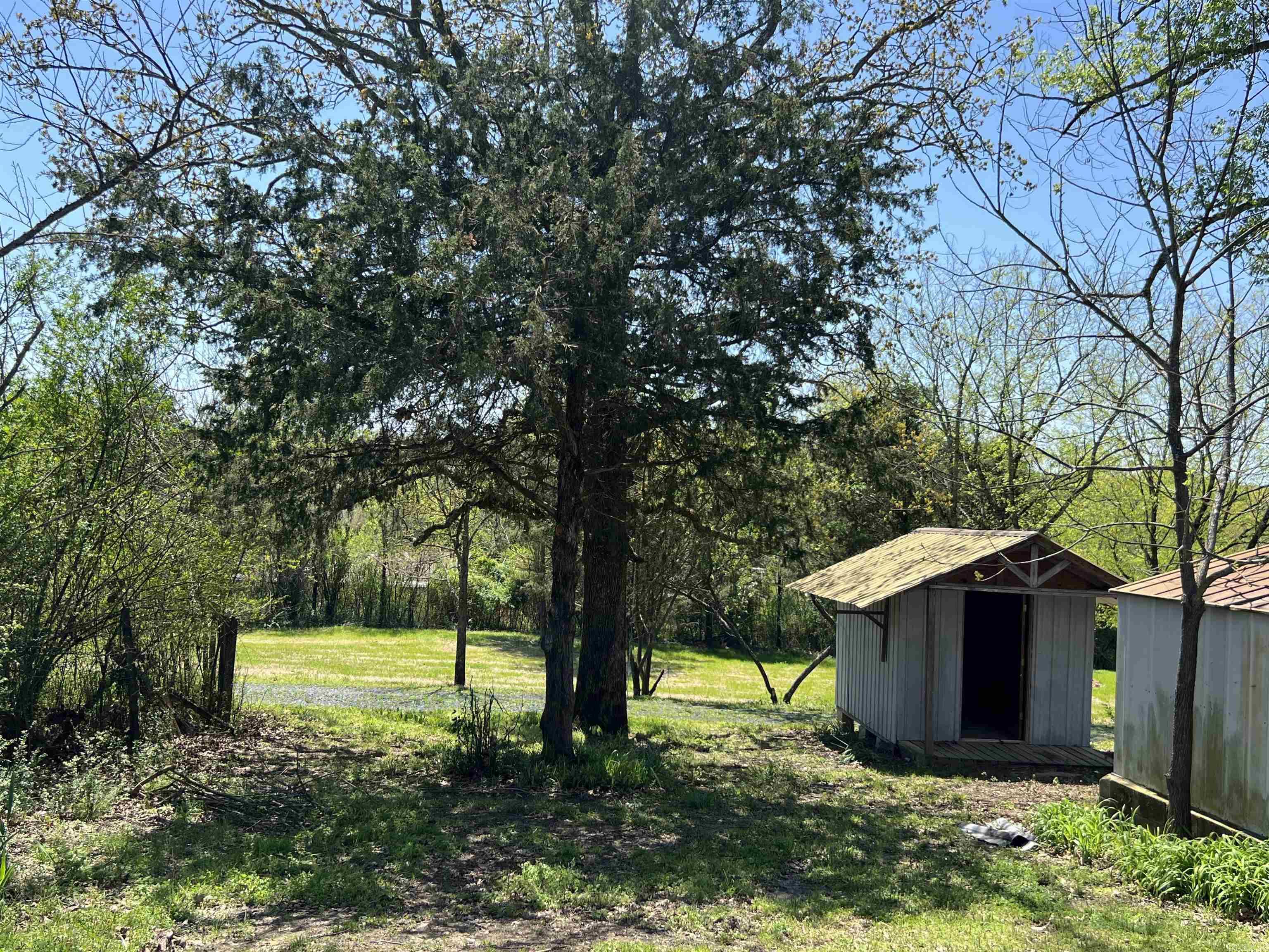 610  Polk Road 35  Hatfield, AR