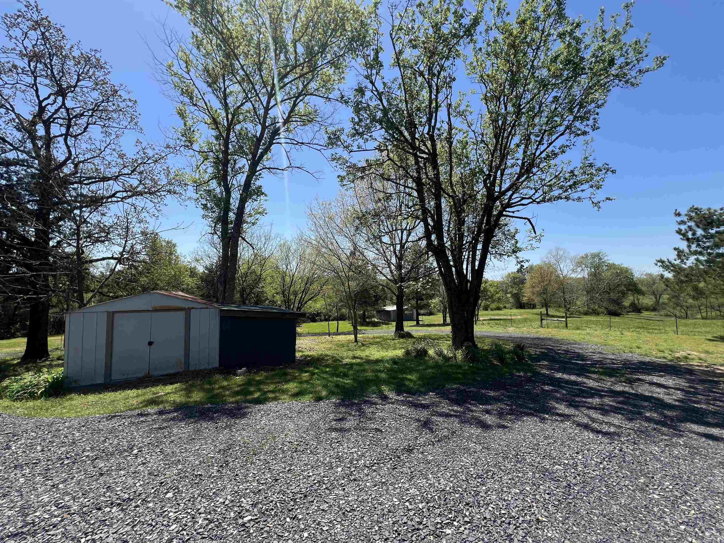 610  Polk Road 35  Hatfield, AR