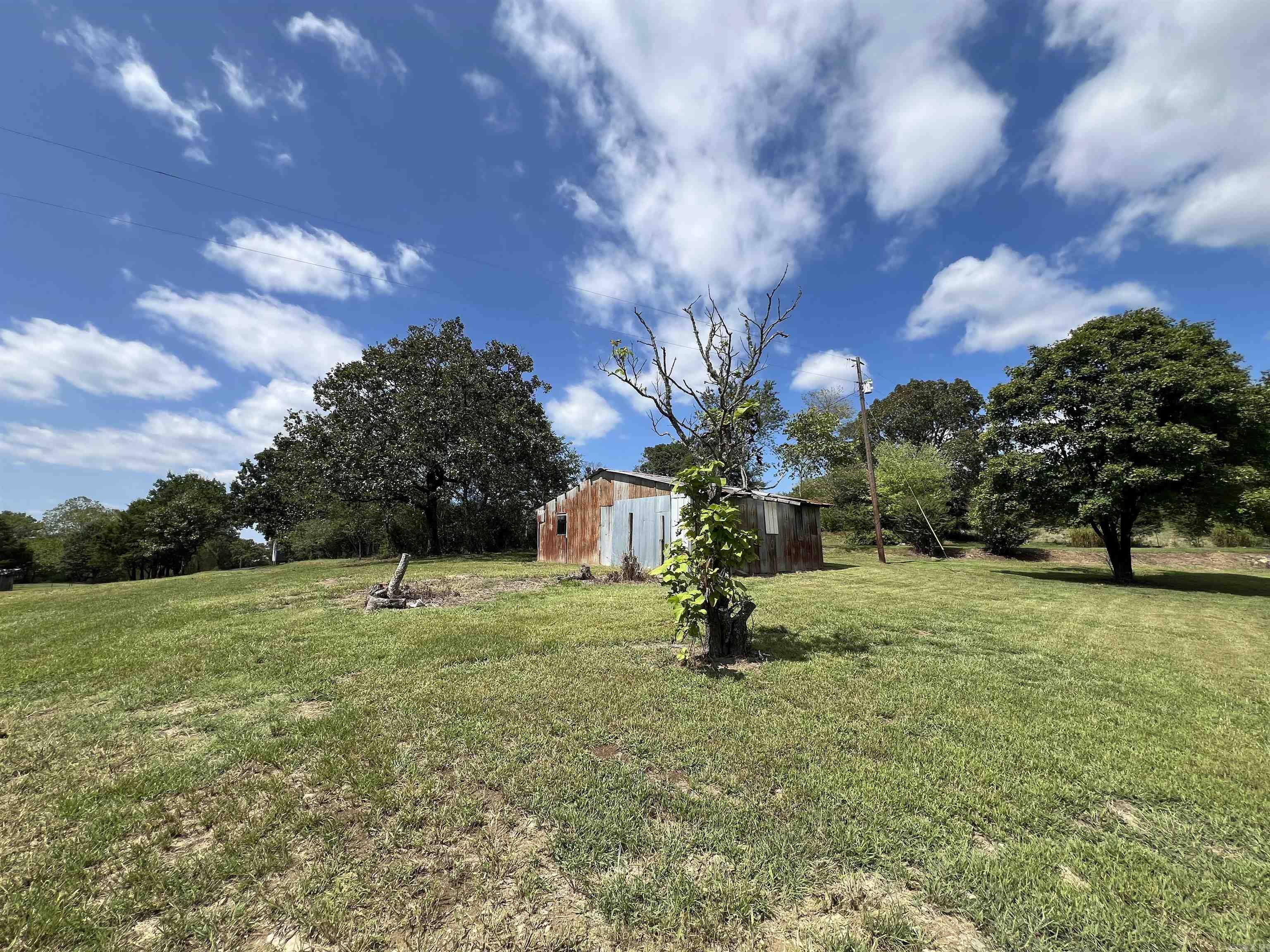 610  Polk Road 35  Hatfield, AR