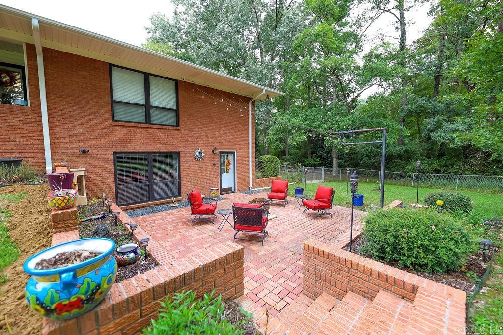 201 N Timberlane Dr