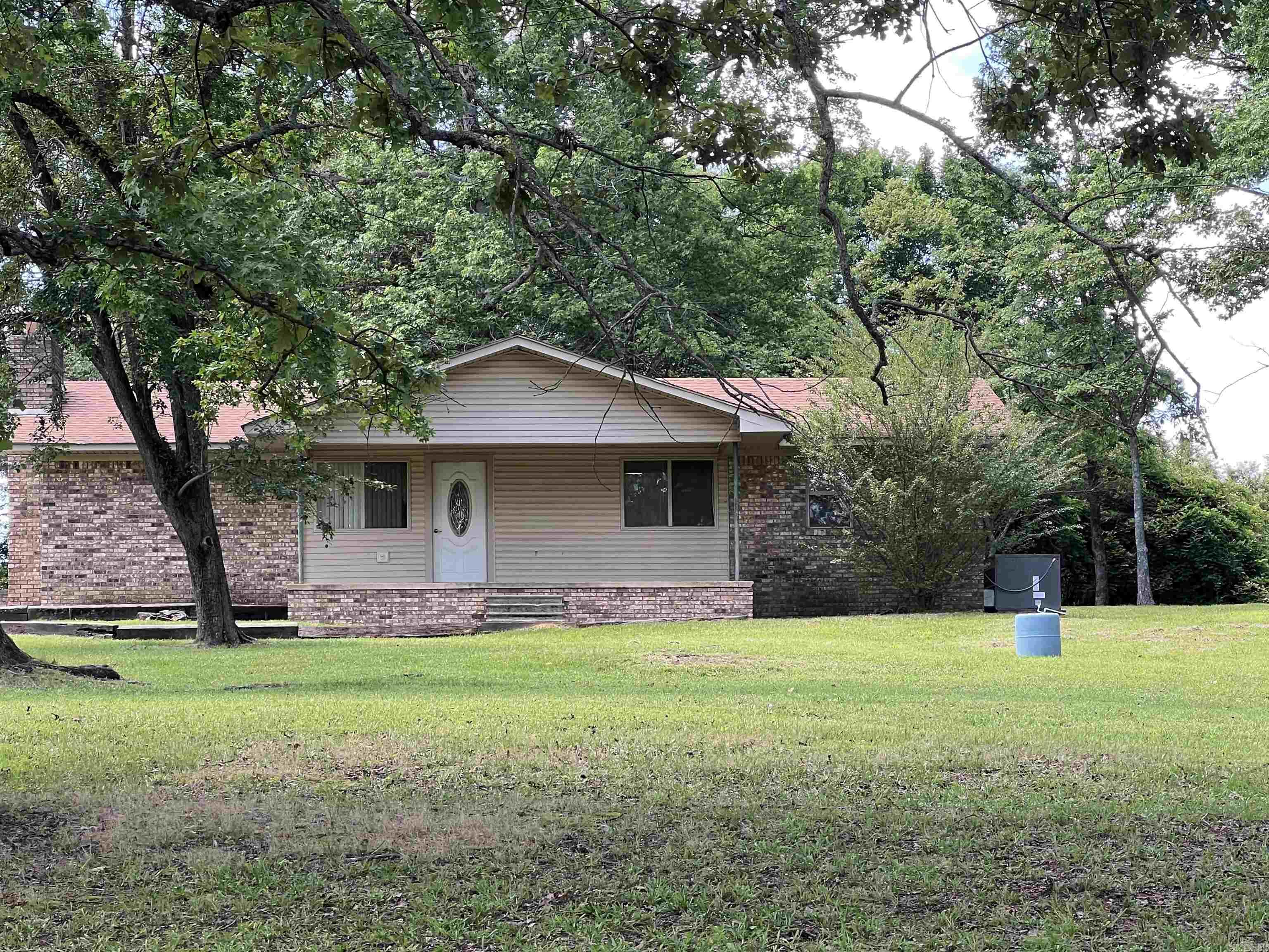 1457  Mt View Road  Glenwood, AR