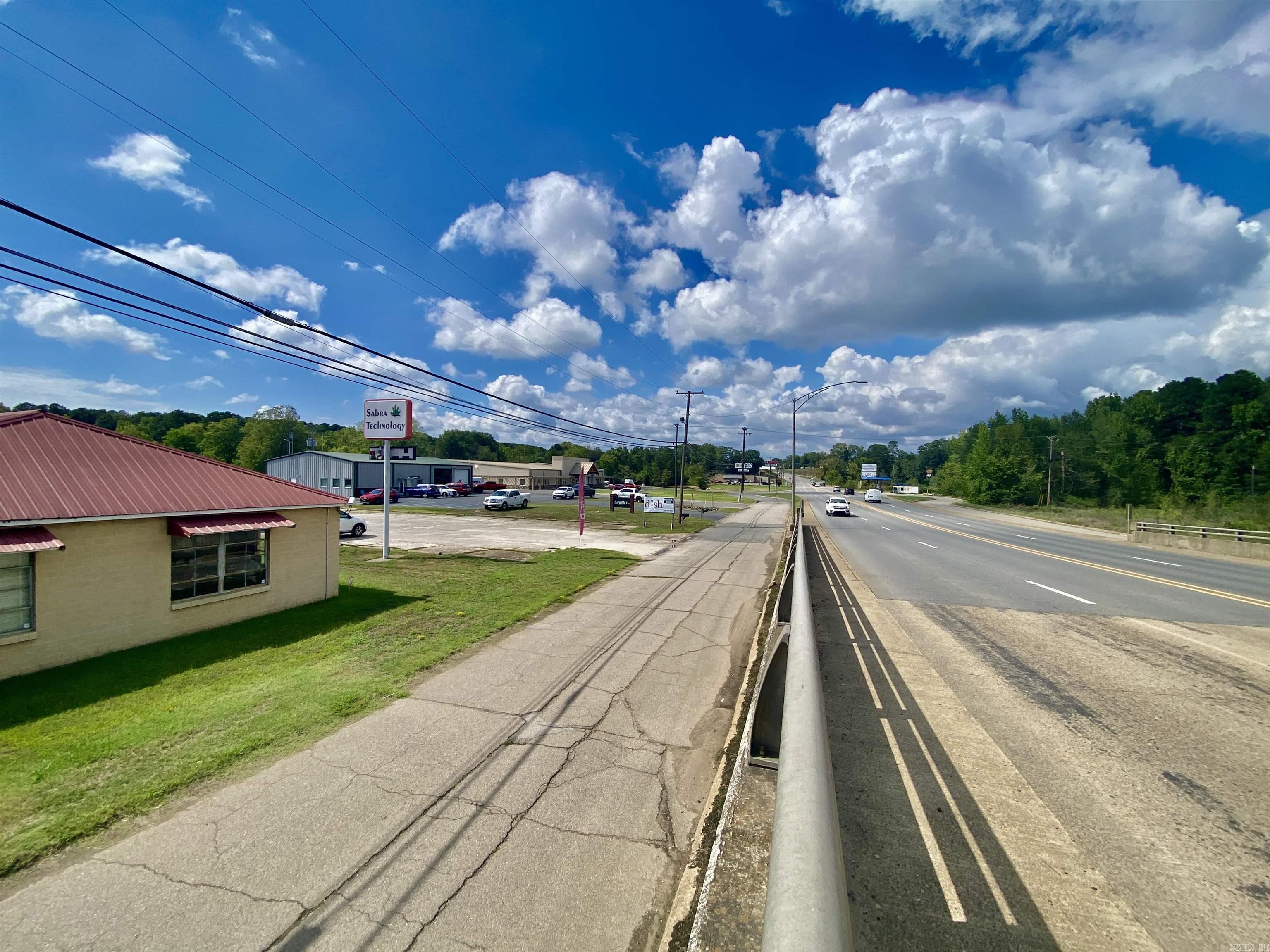 104 N Main  Malvern, AR