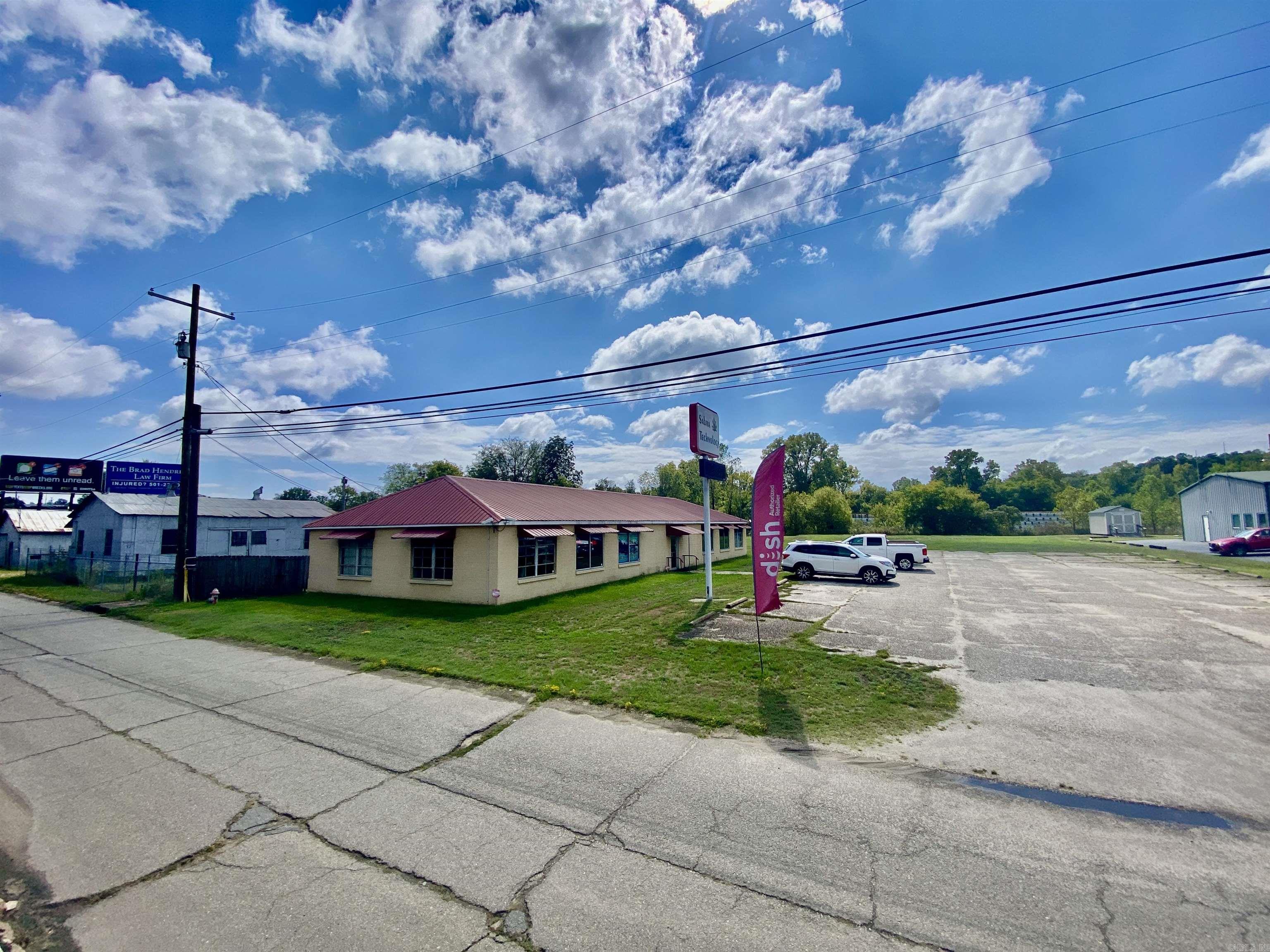 104 N Main  Malvern, AR