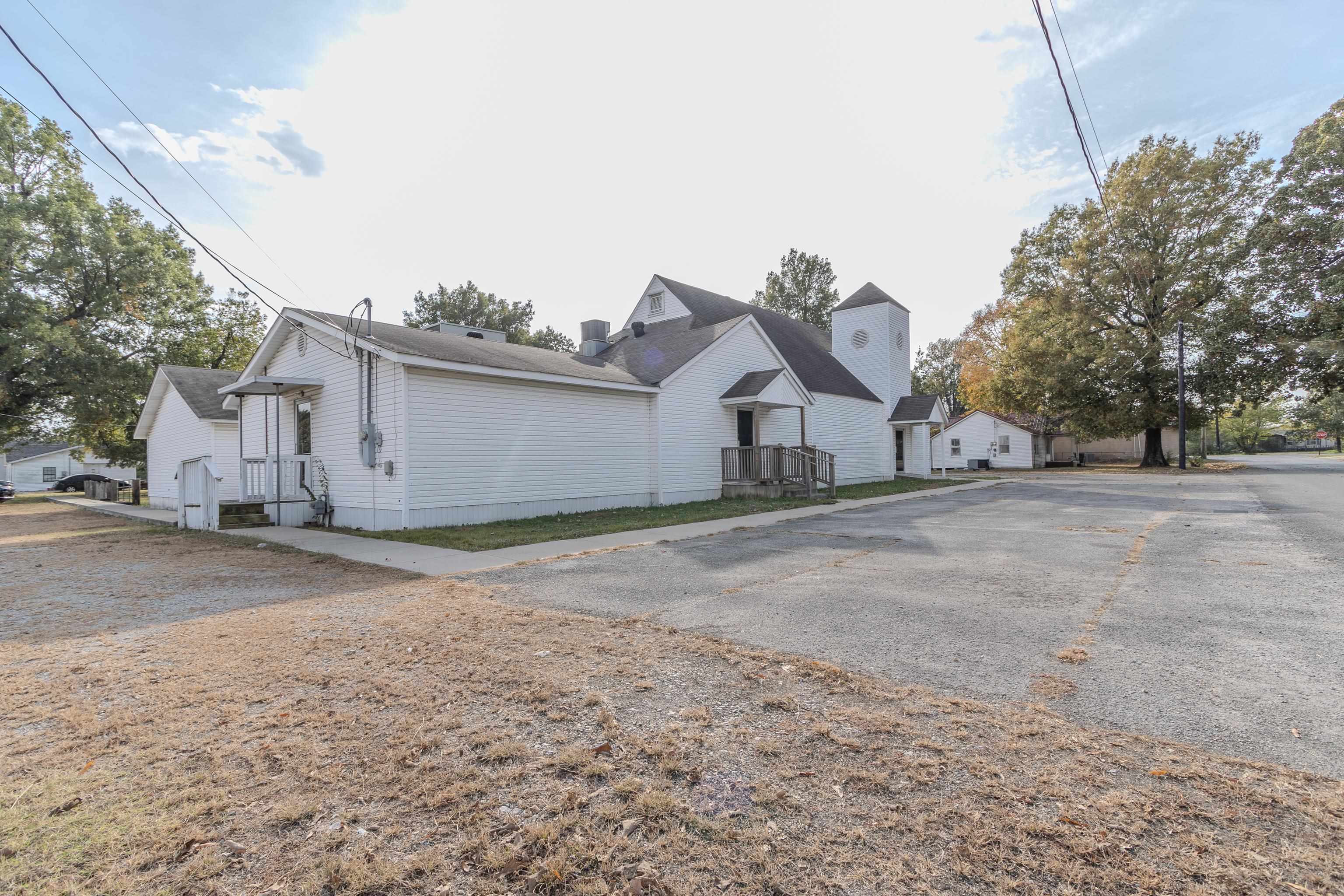 412  Newton  Paragould, AR
