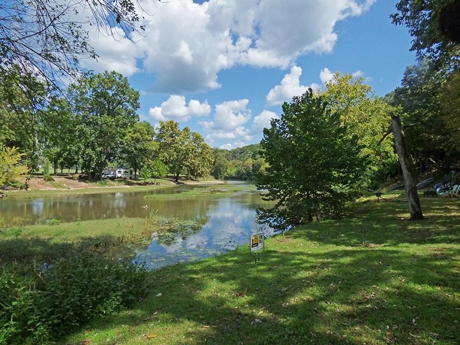 39  Riverview  Hardy, AR
