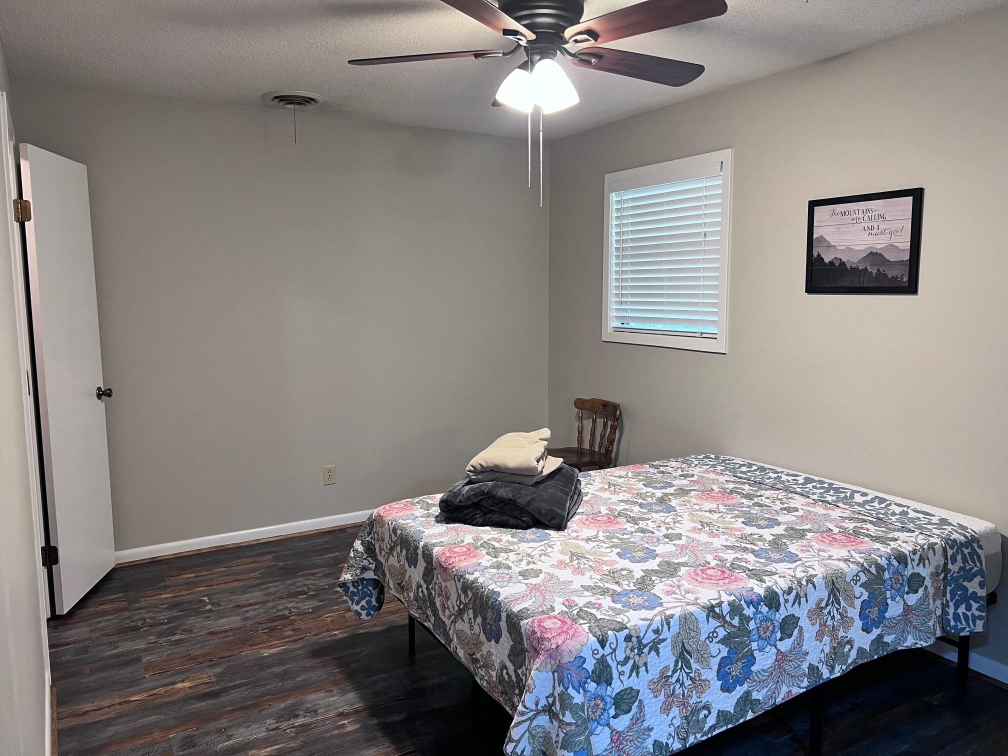 236 N Riverview  Mountain View, AR