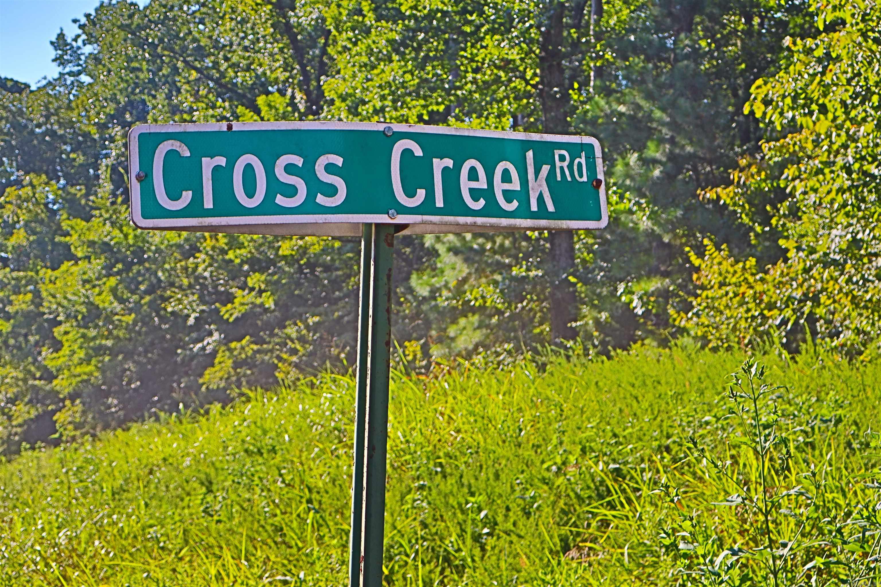 000  Cross Creek  Mount Ida, AR