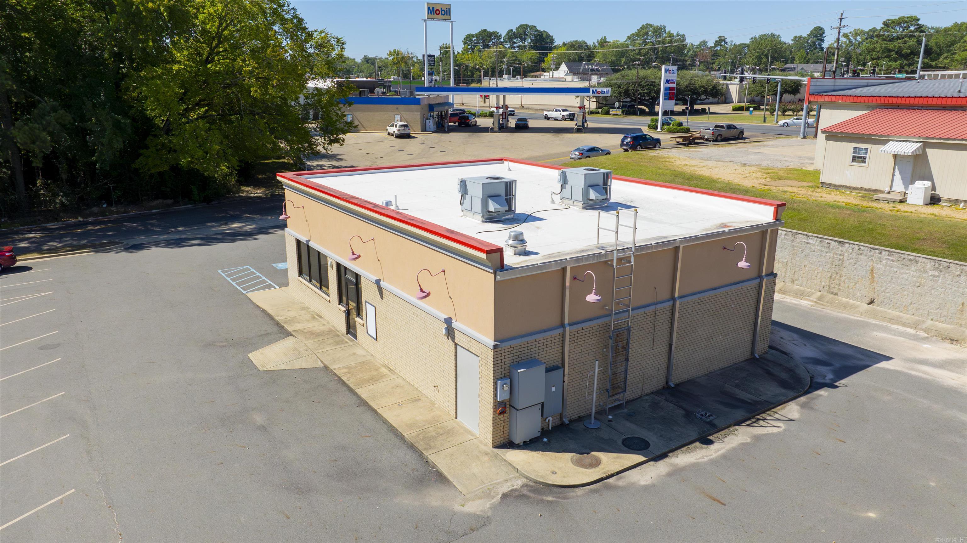 220 W 10Th St  El Dorado, AR