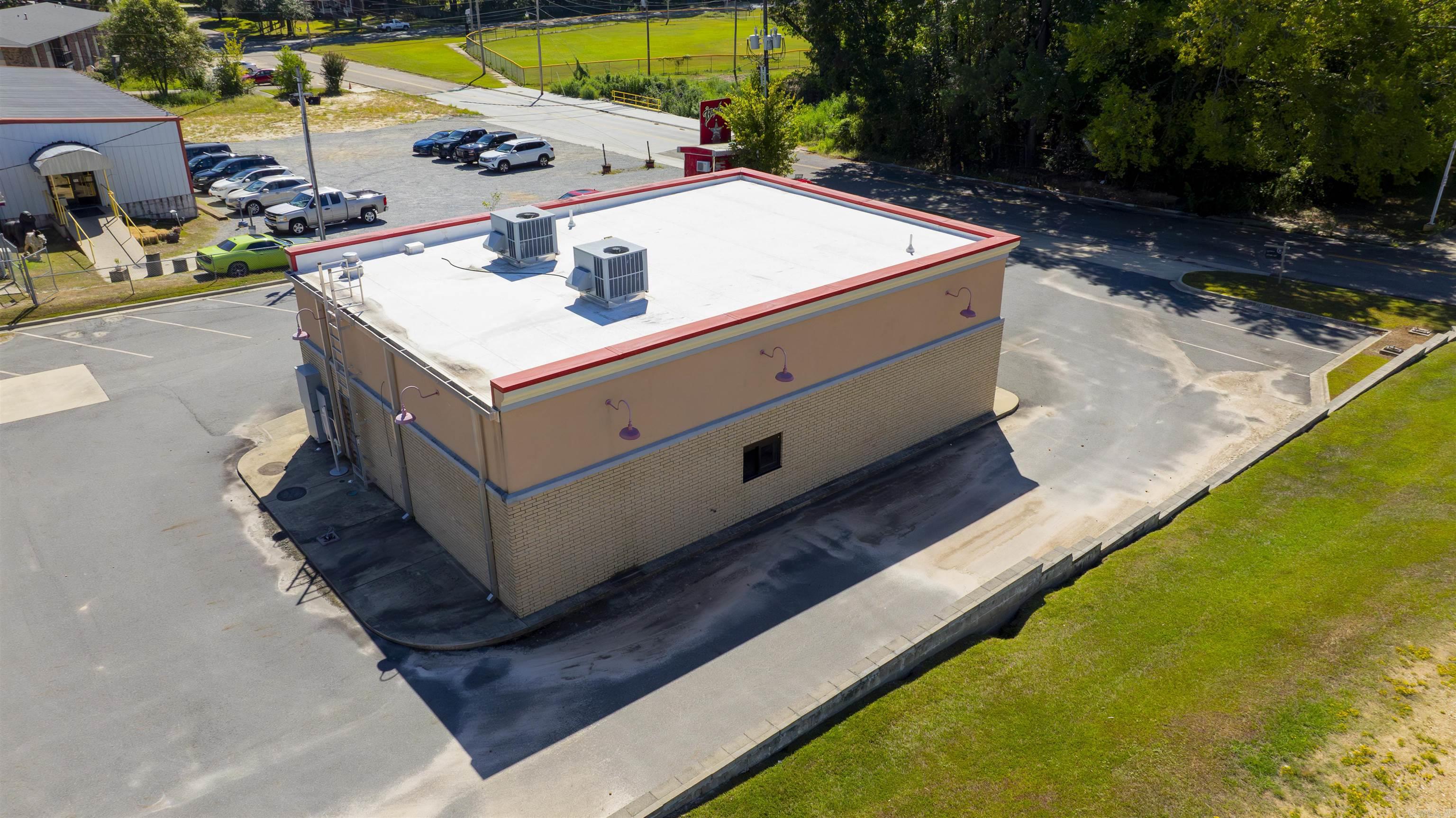 220 W 10Th St  El Dorado, AR