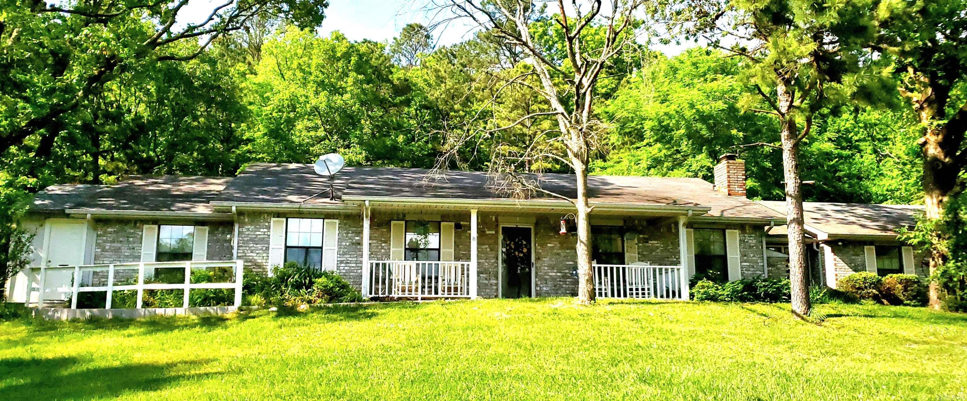 1167  Polk Road 61  Mena, AR