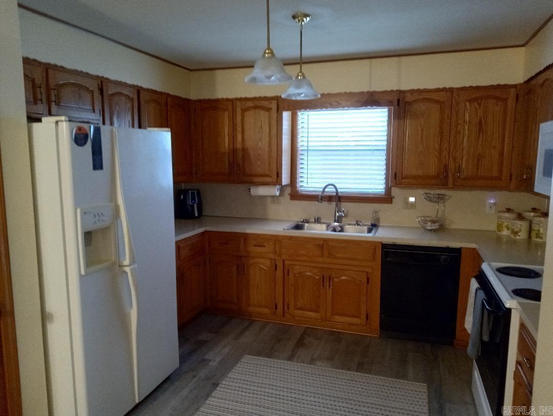 2804  Jerry Lee  Mena, AR