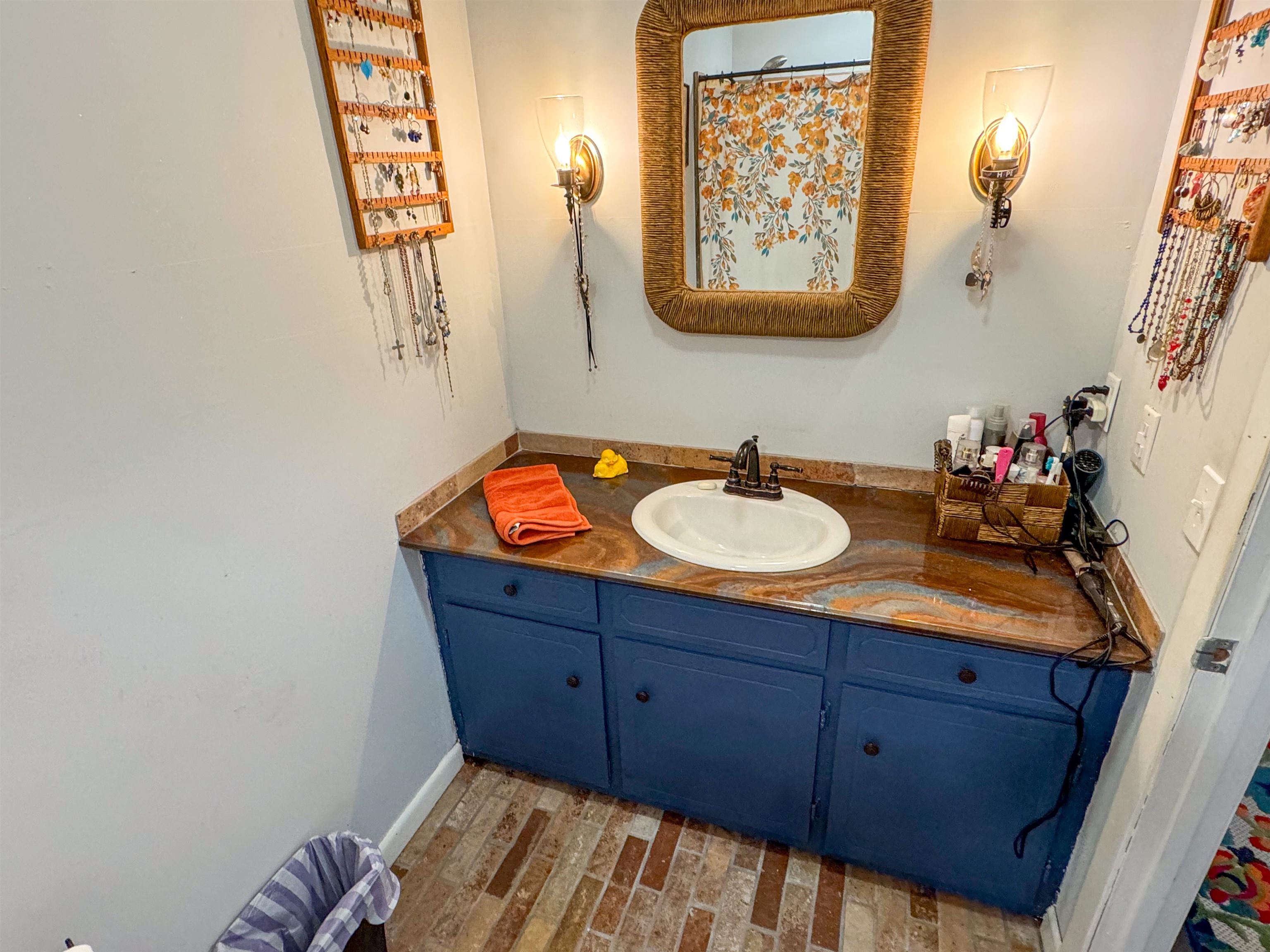 300  Fairway Dr  Horseshoe Bend, AR