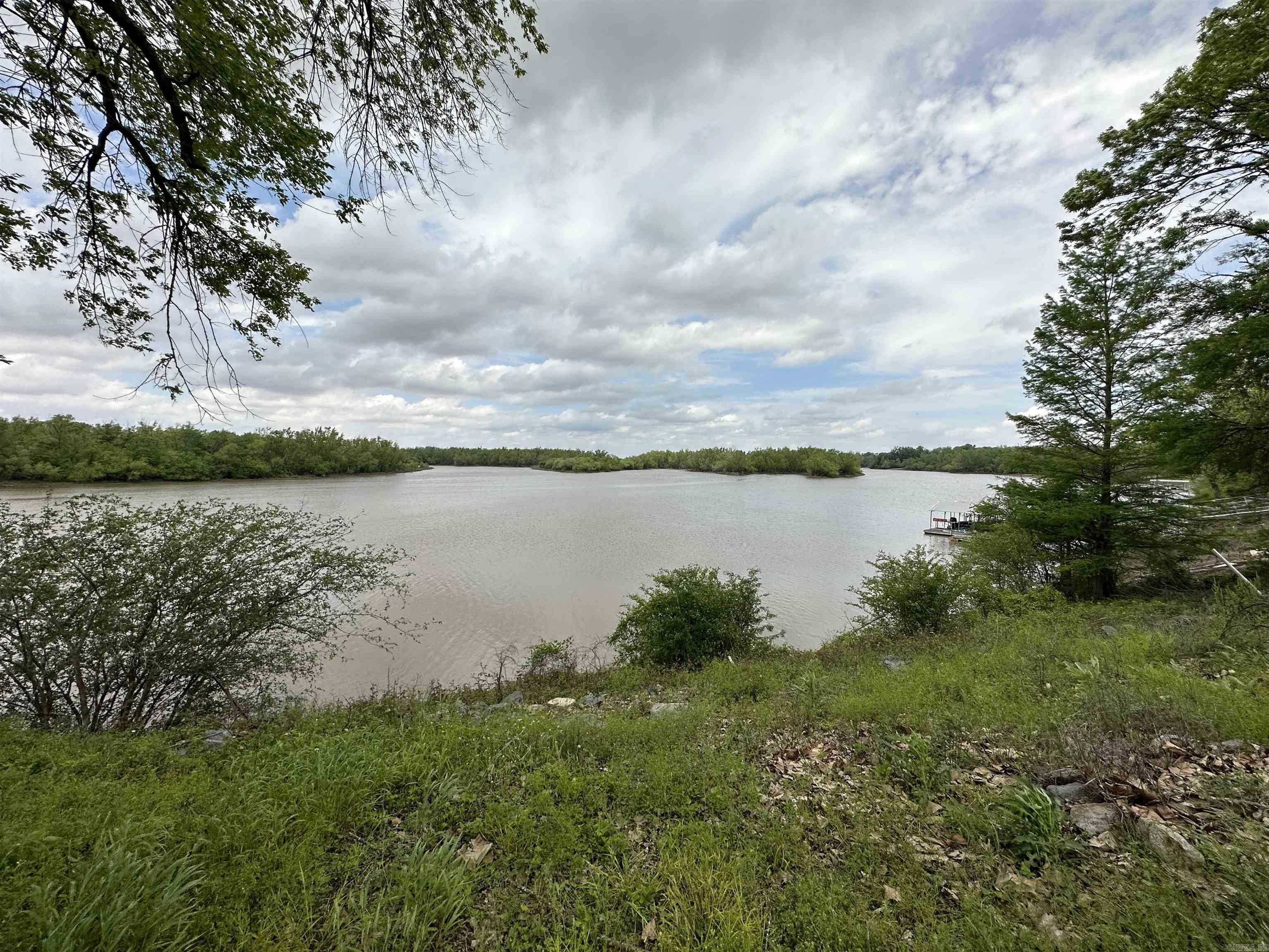 12704  Acorn  Reydell, AR