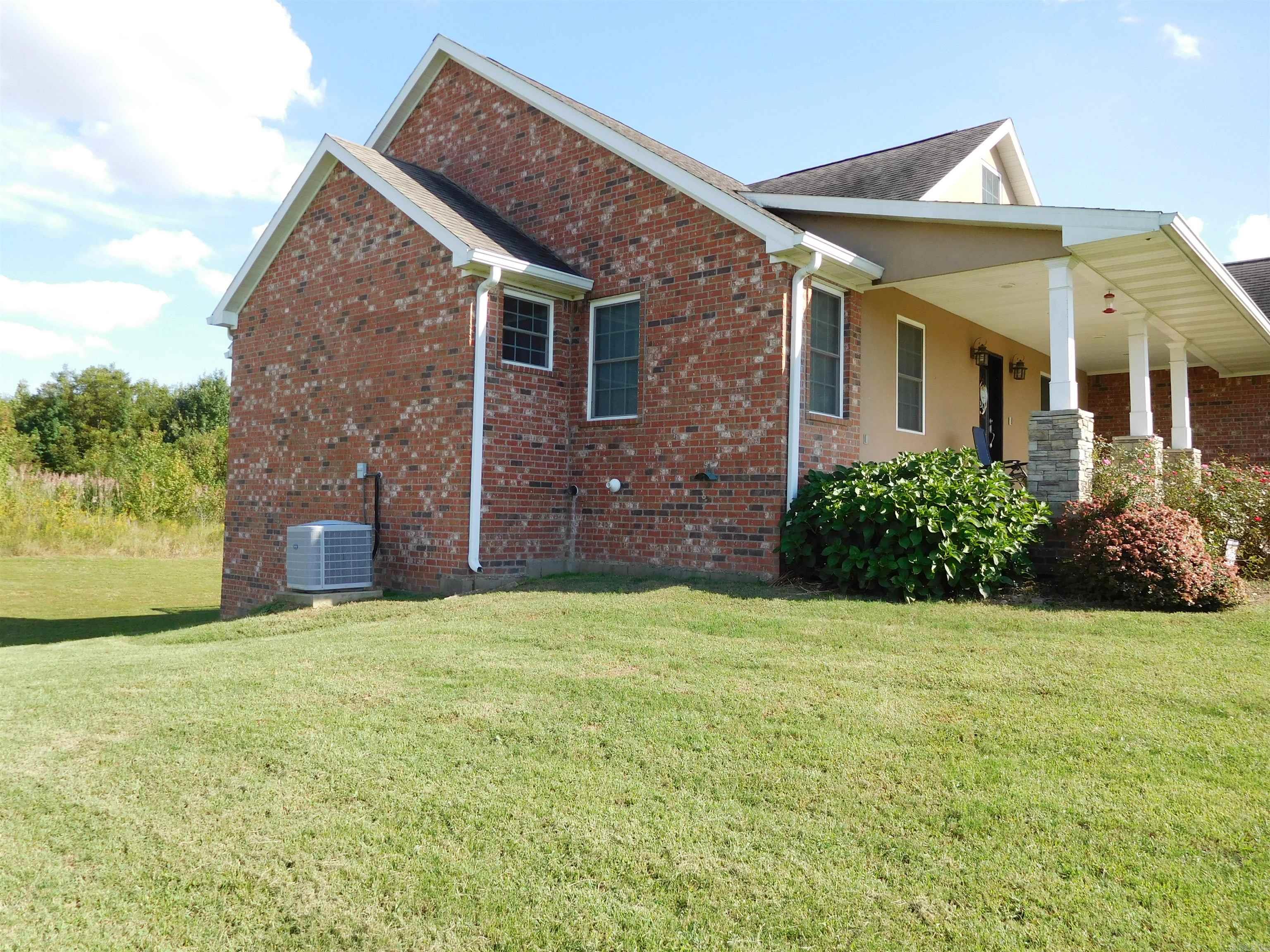 9947  AR Hwy 90  Rector, AR