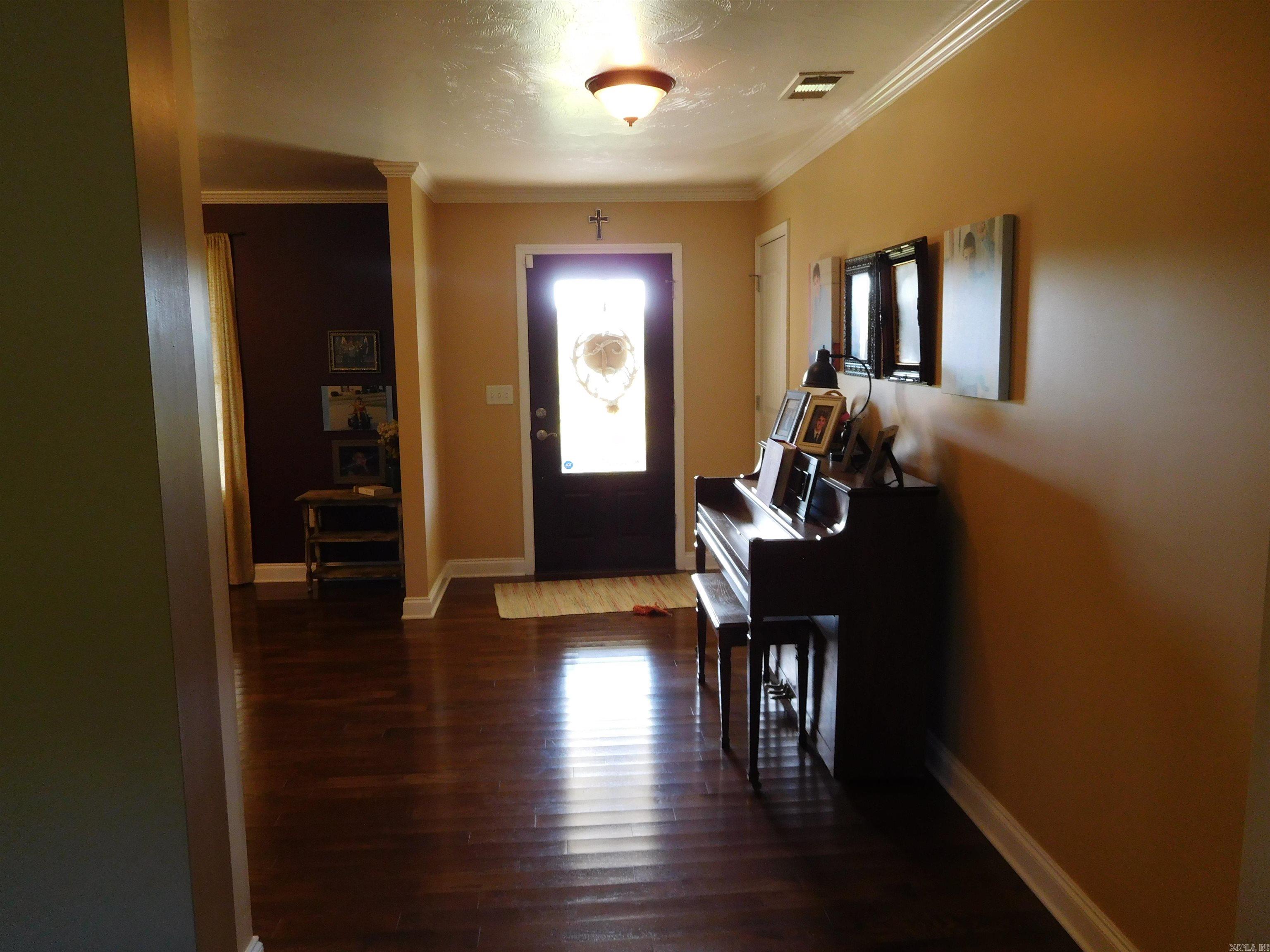9947  AR Hwy 90  Rector, AR