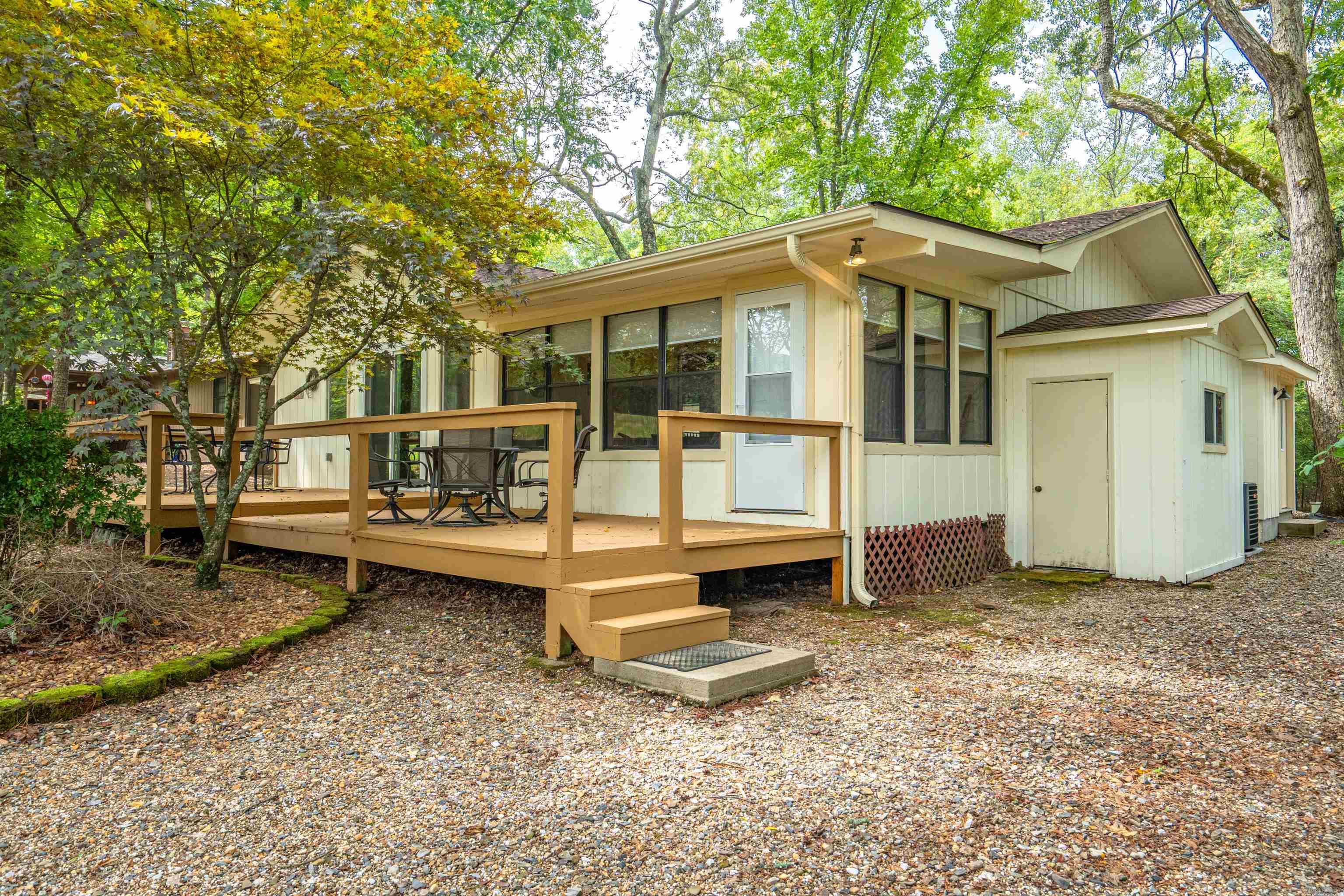 15  Tarifa  Hot Springs Village, AR