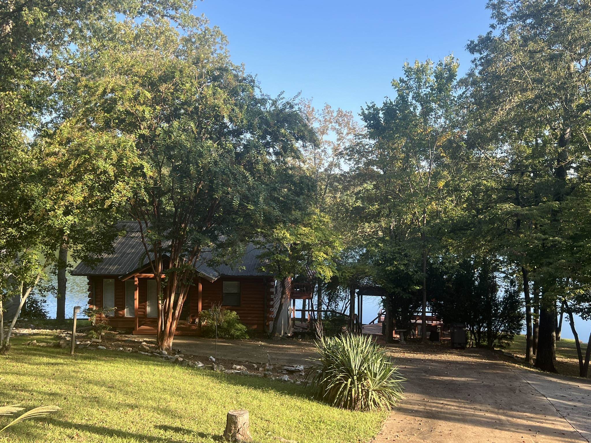 224  Robin Hood Lane  Hardy, AR