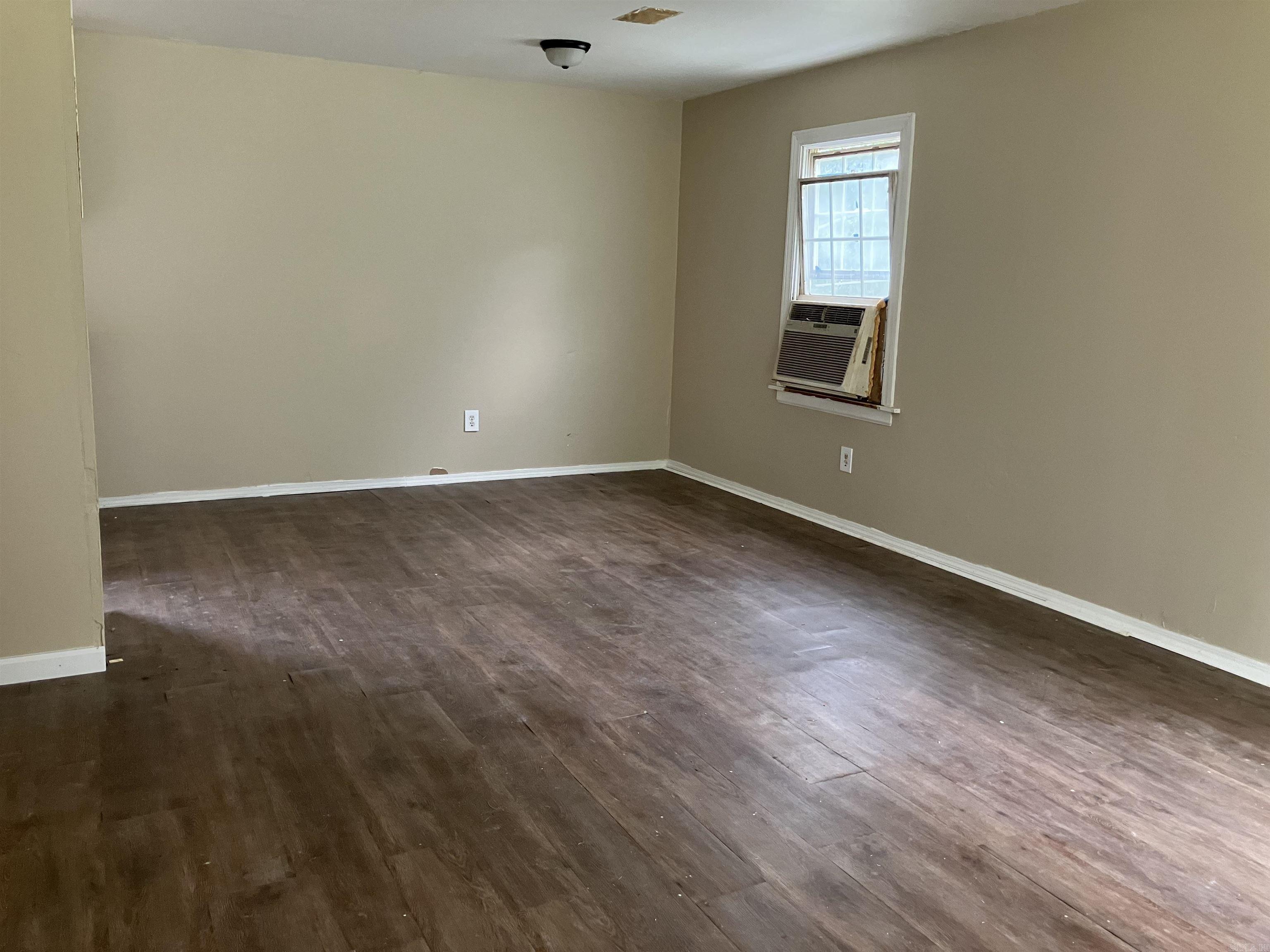 802  Greenwood  Searcy, AR