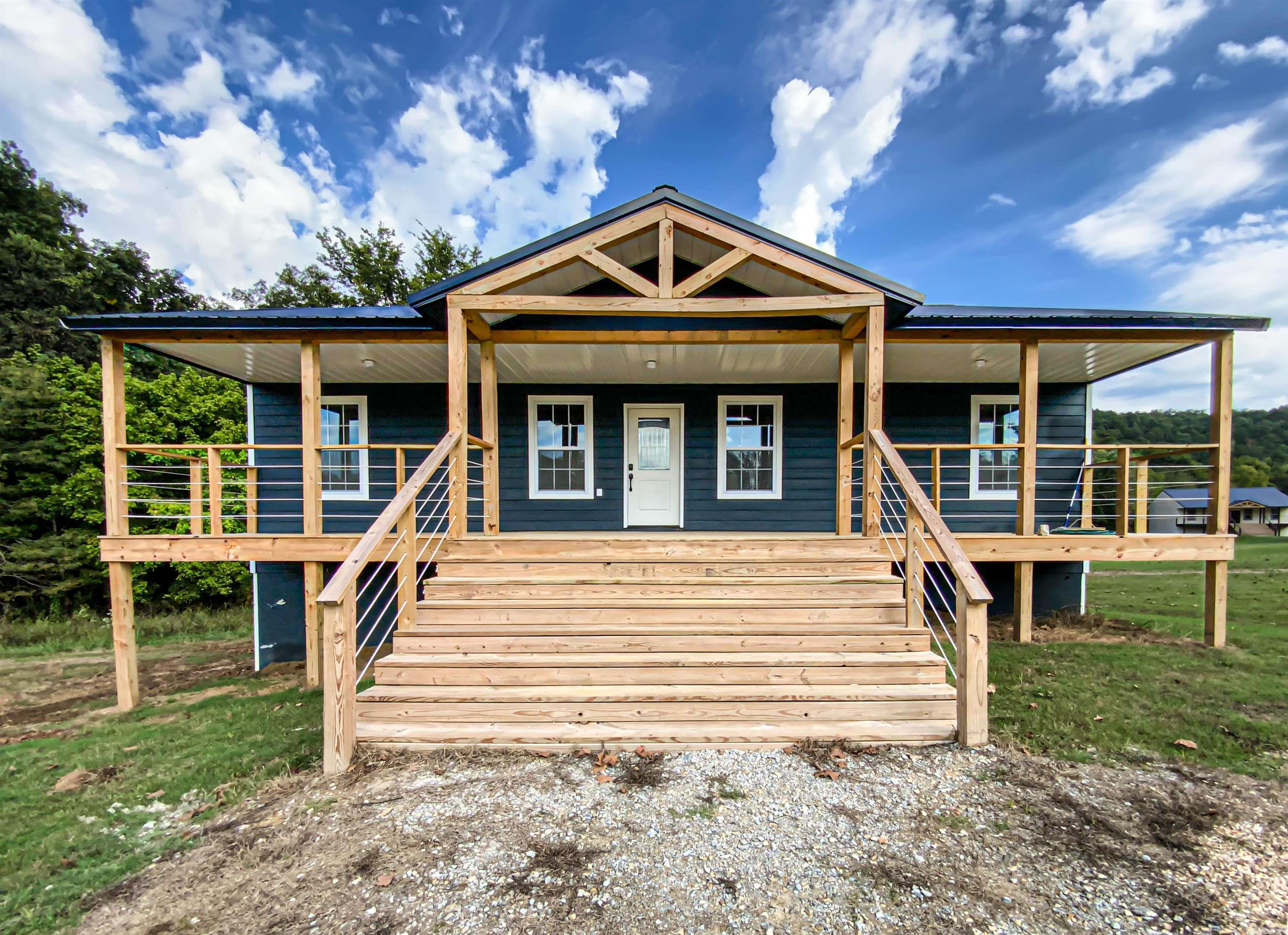 346  Crocket  Norfork, AR