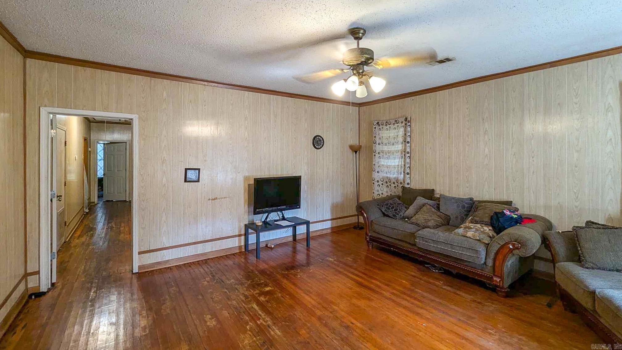 520  Main  Newport, AR