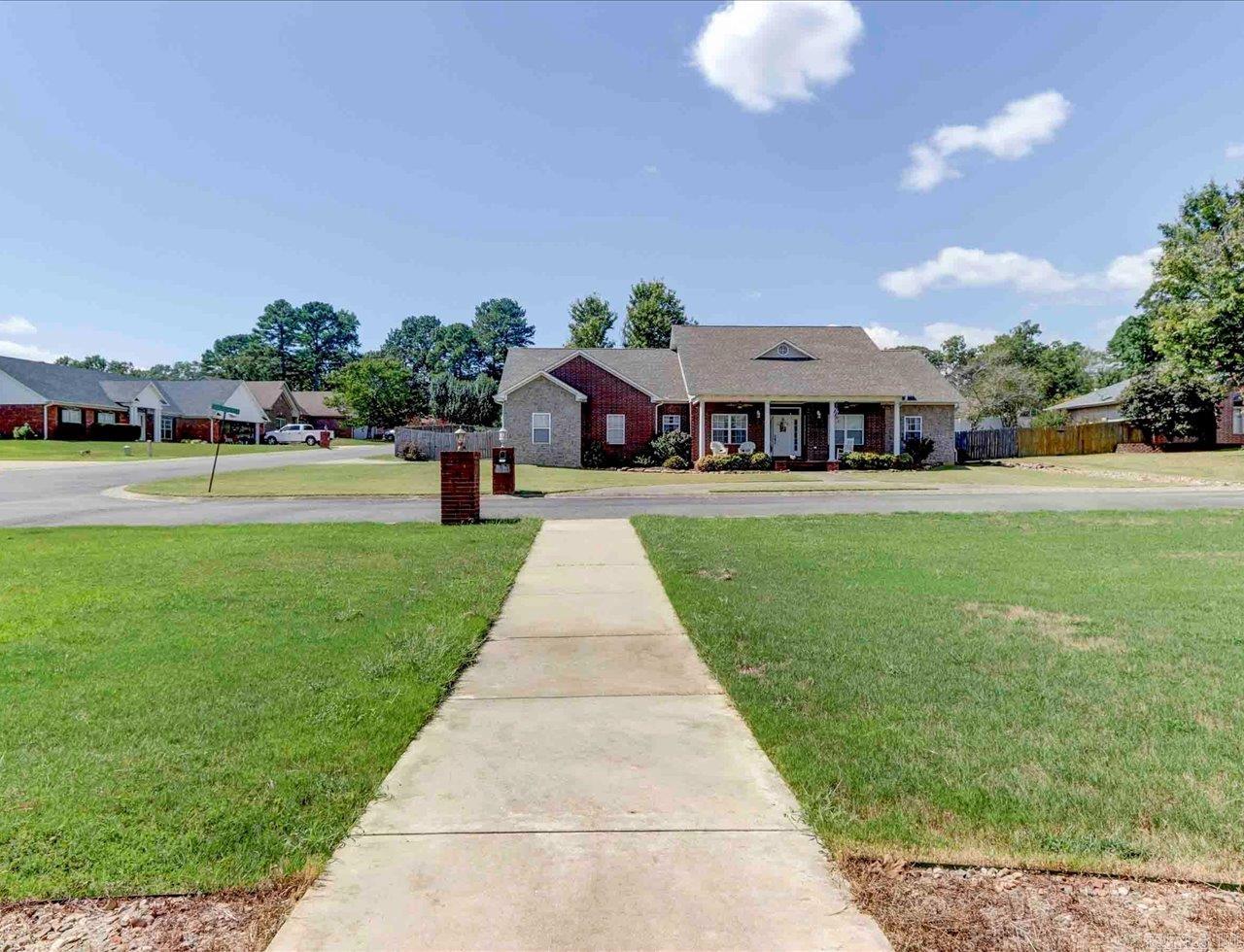 102  Golden Eye  Hot Springs, AR