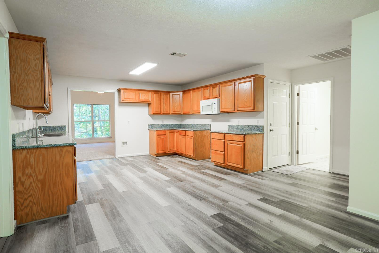 44 Kirkland Drive Cabot, AR 72023