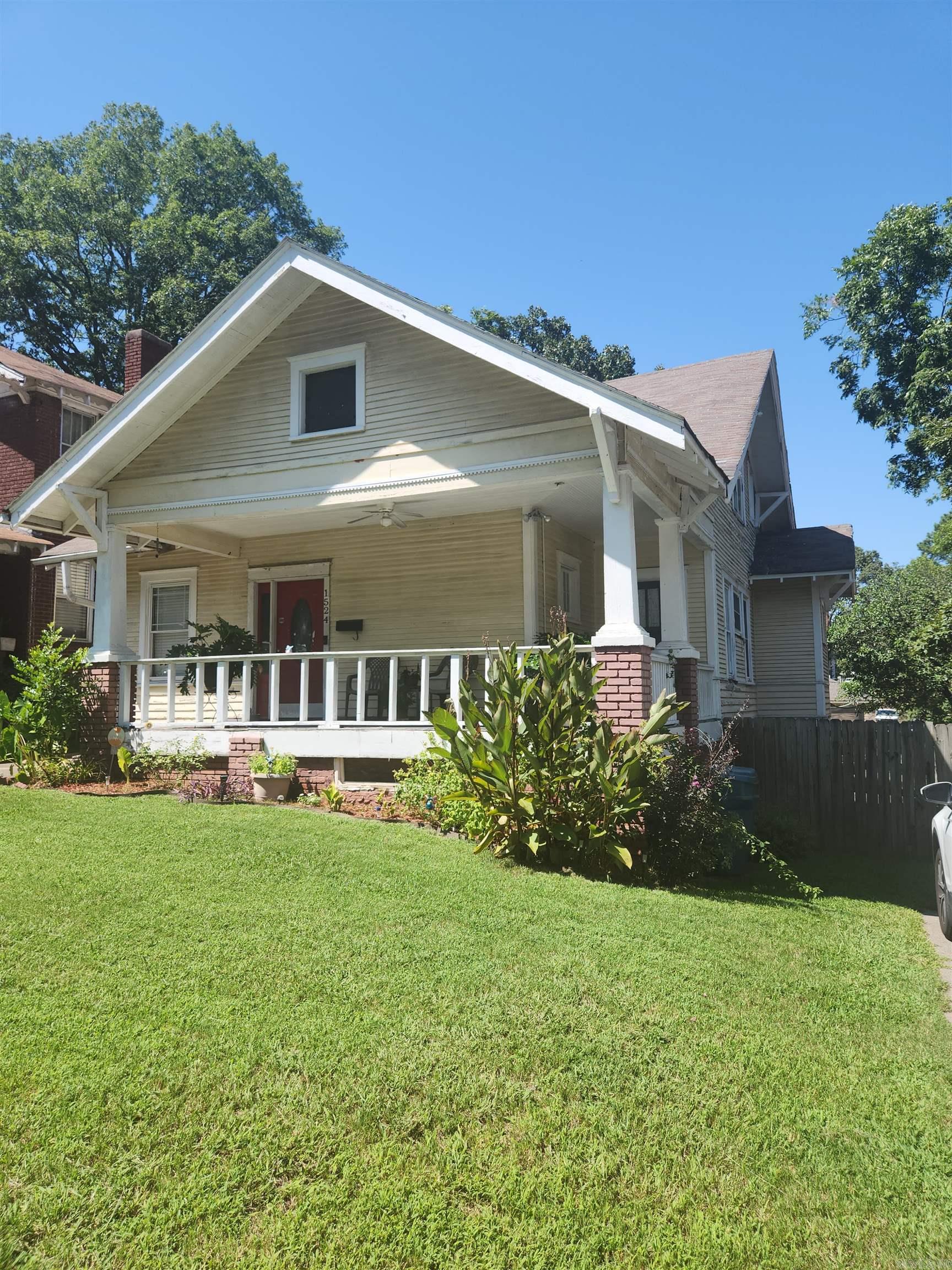1524 W 22ND  Little Rock, AR