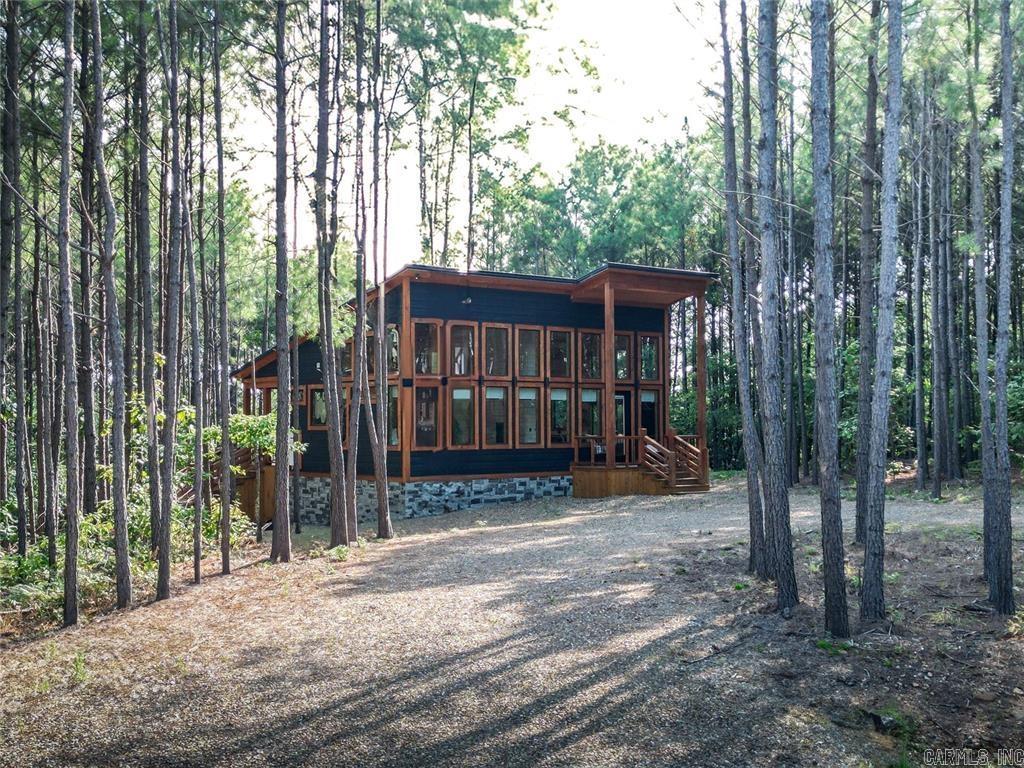 69  Bear Elm  Hochatown, OK