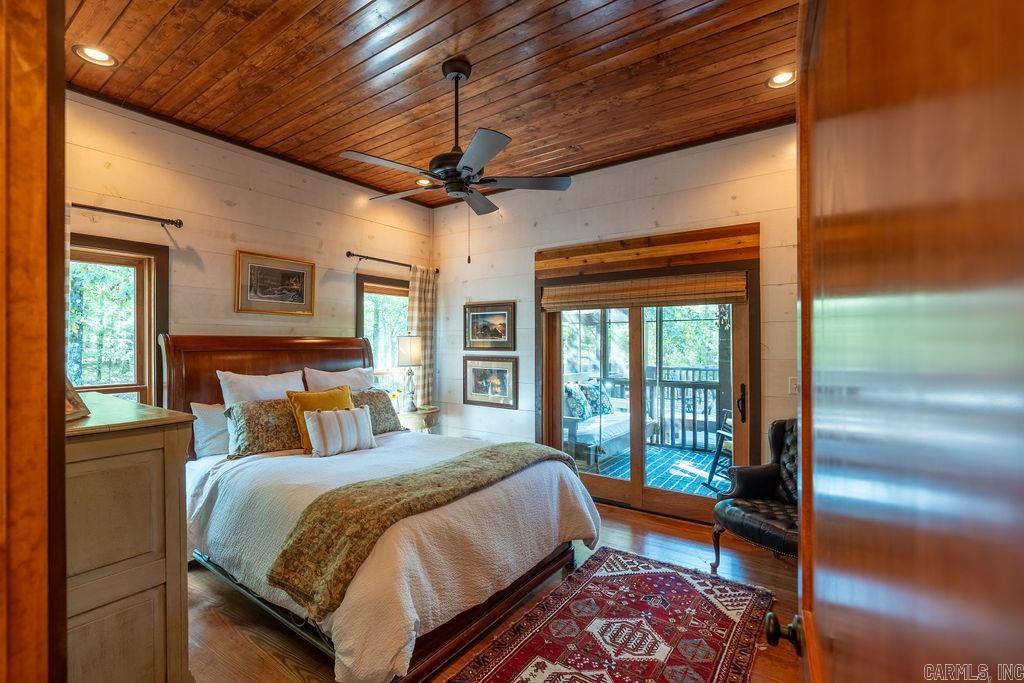 10  Redtail  Heber Springs, AR