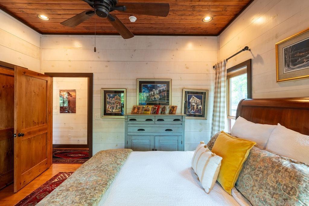 10  Redtail  Heber Springs, AR