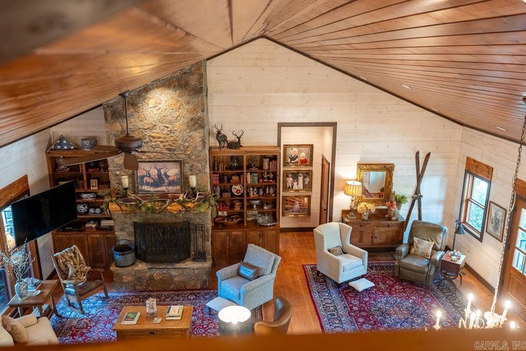 10  Redtail  Heber Springs, AR