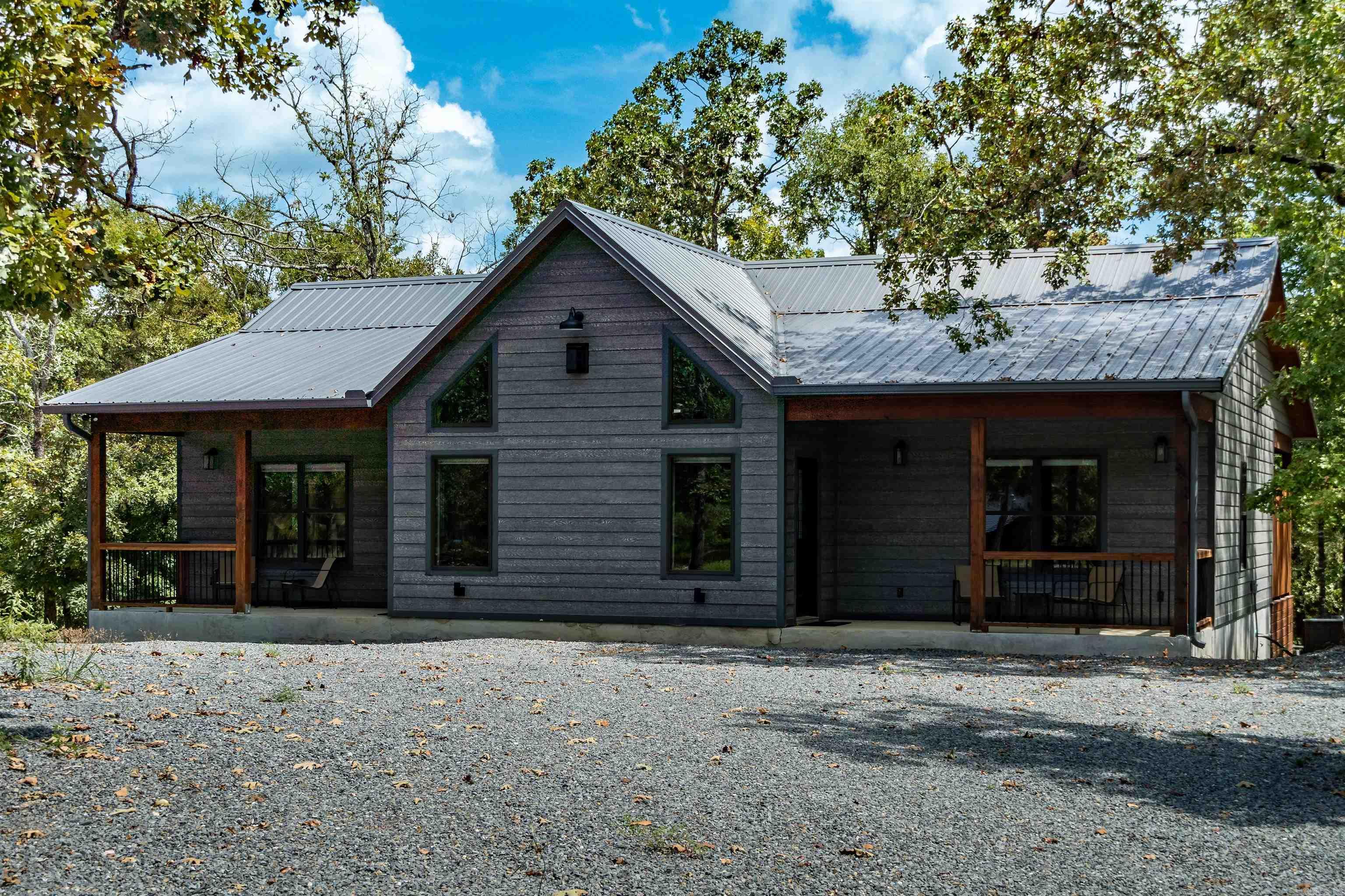 772  Hickory Post  Hochatown, OK