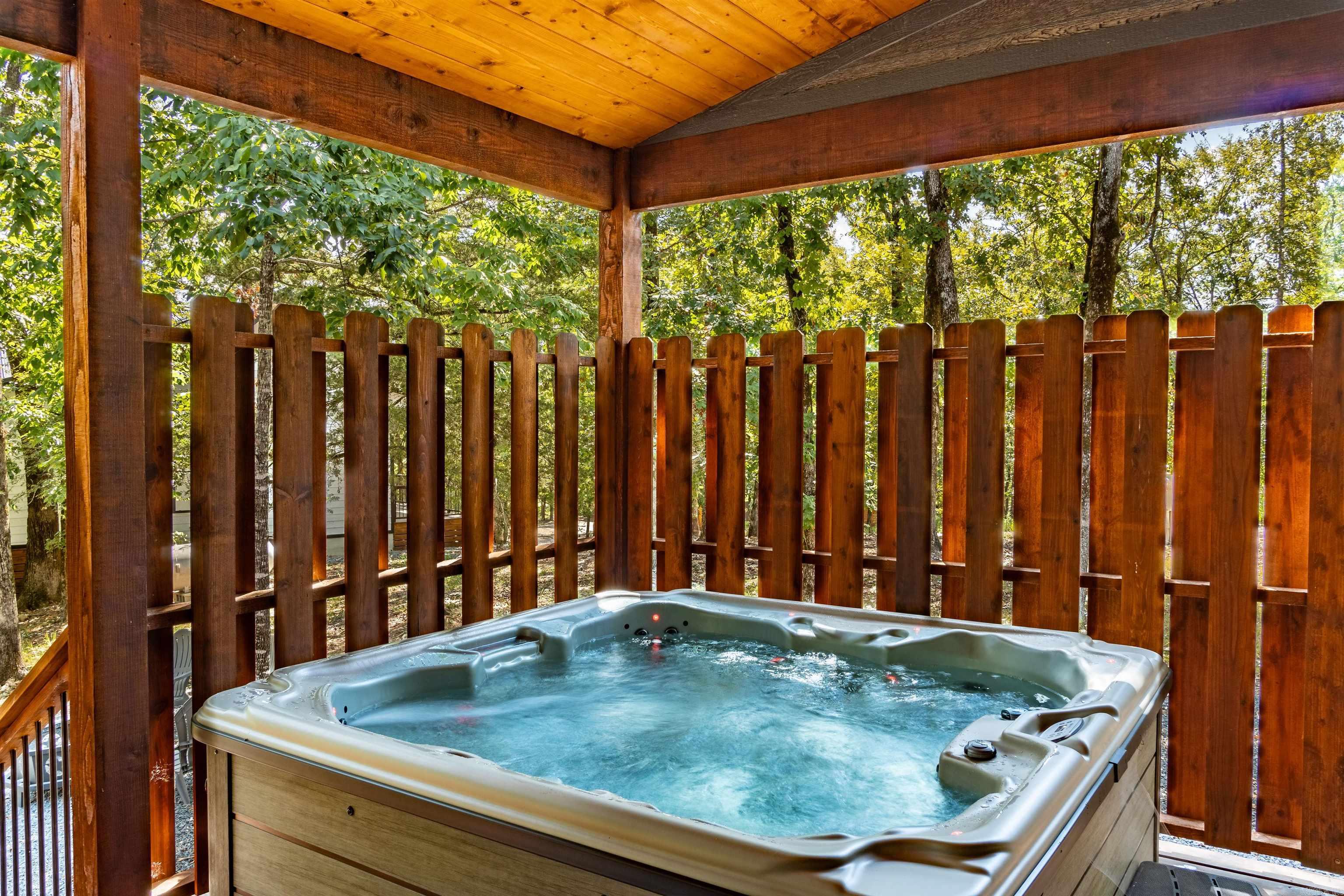 772  Hickory Post  Hochatown, OK