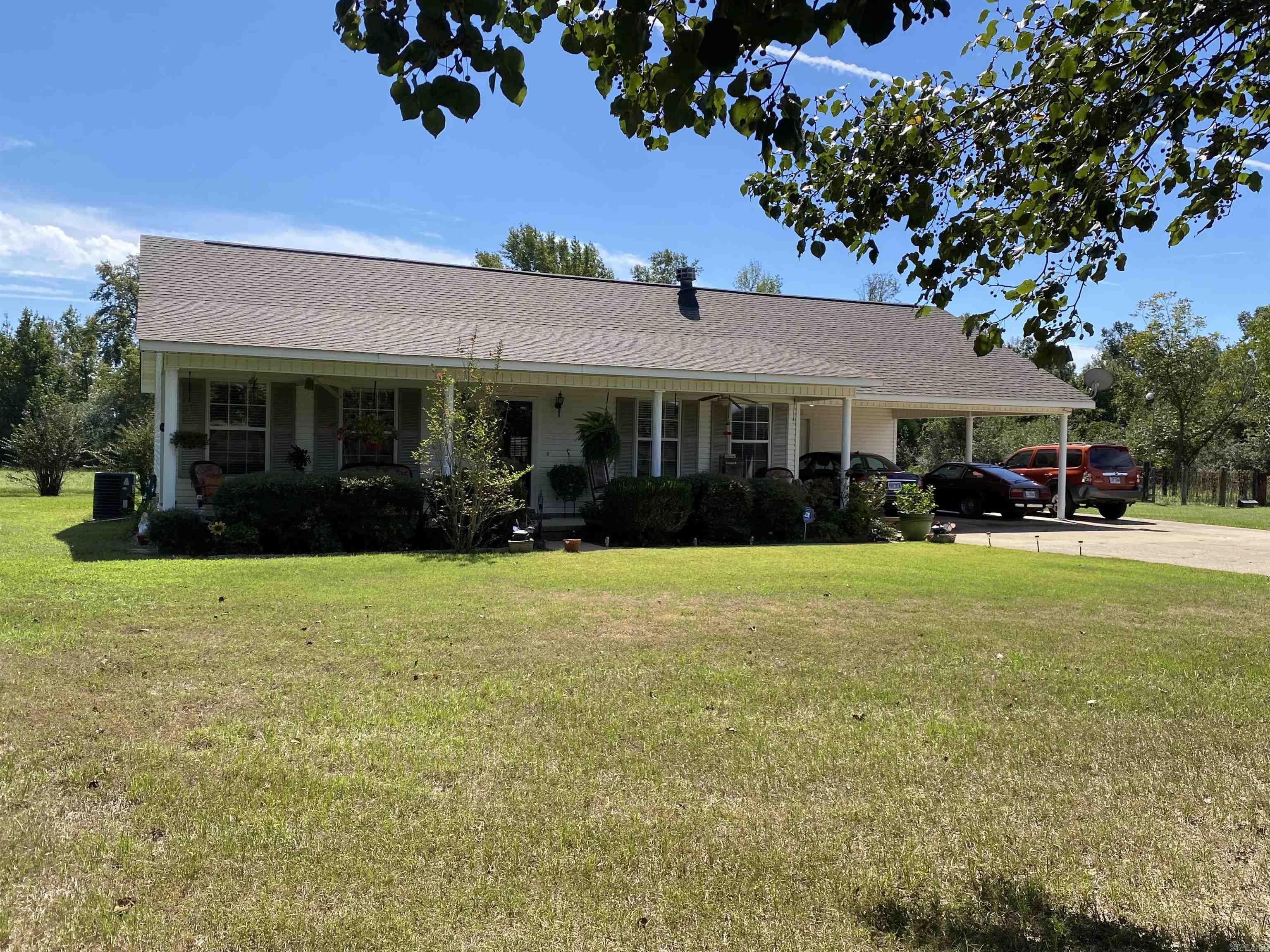 1805  Hwy 27 N 1797 Hwy 27 N Nashville, AR