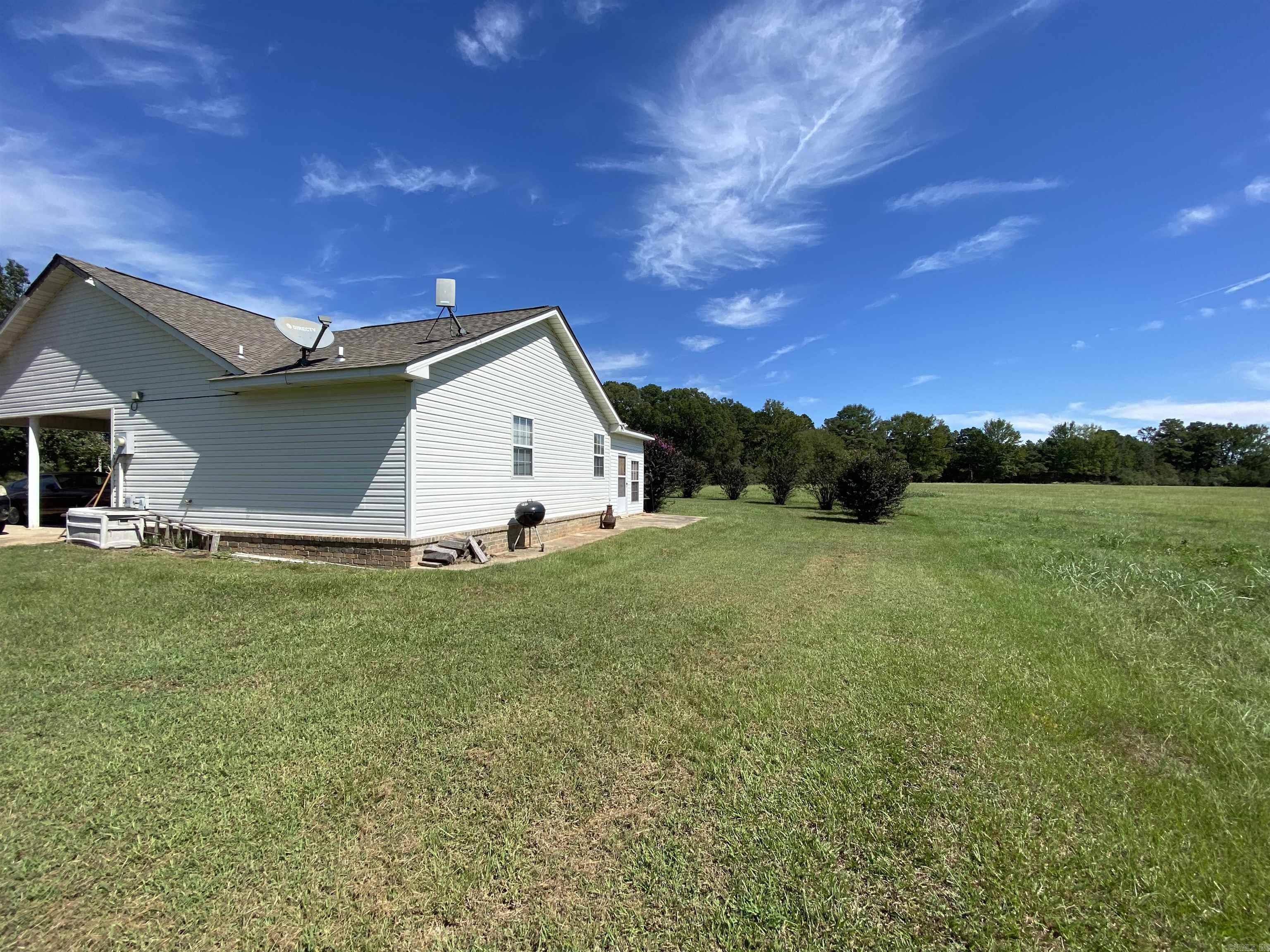 1805  Hwy 27 N 1797 Hwy 27 N Nashville, AR