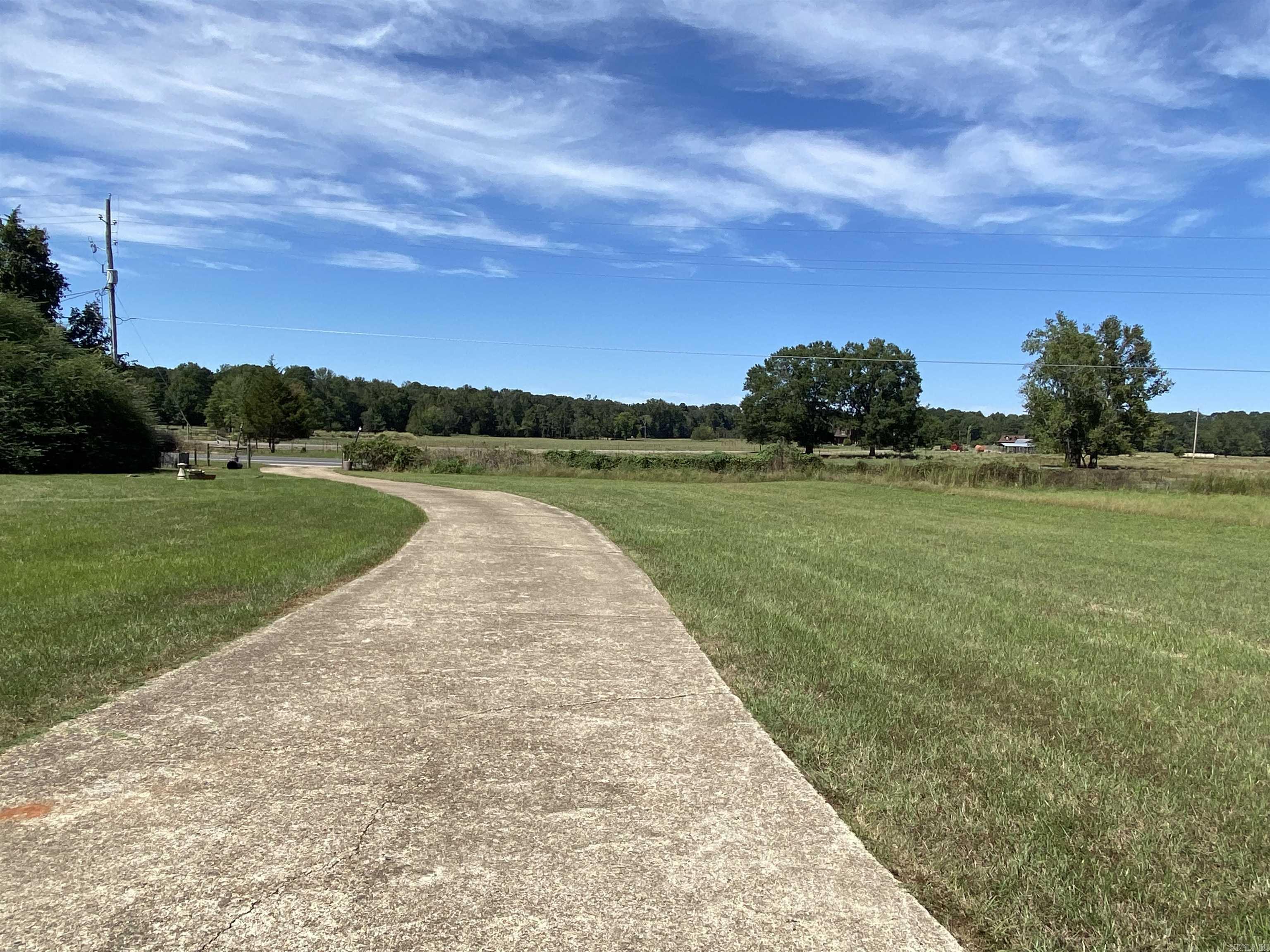 1805  Hwy 27 N 1797 Hwy 27 N Nashville, AR