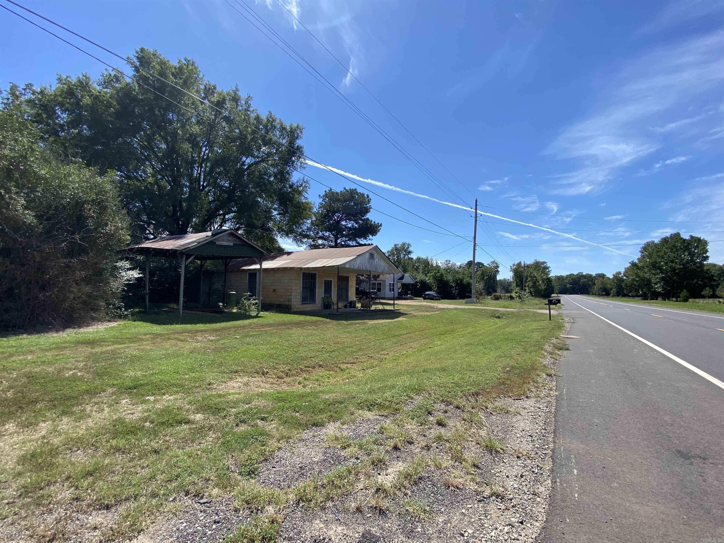 1805  Hwy 27 N 1797 Hwy 27 N Nashville, AR