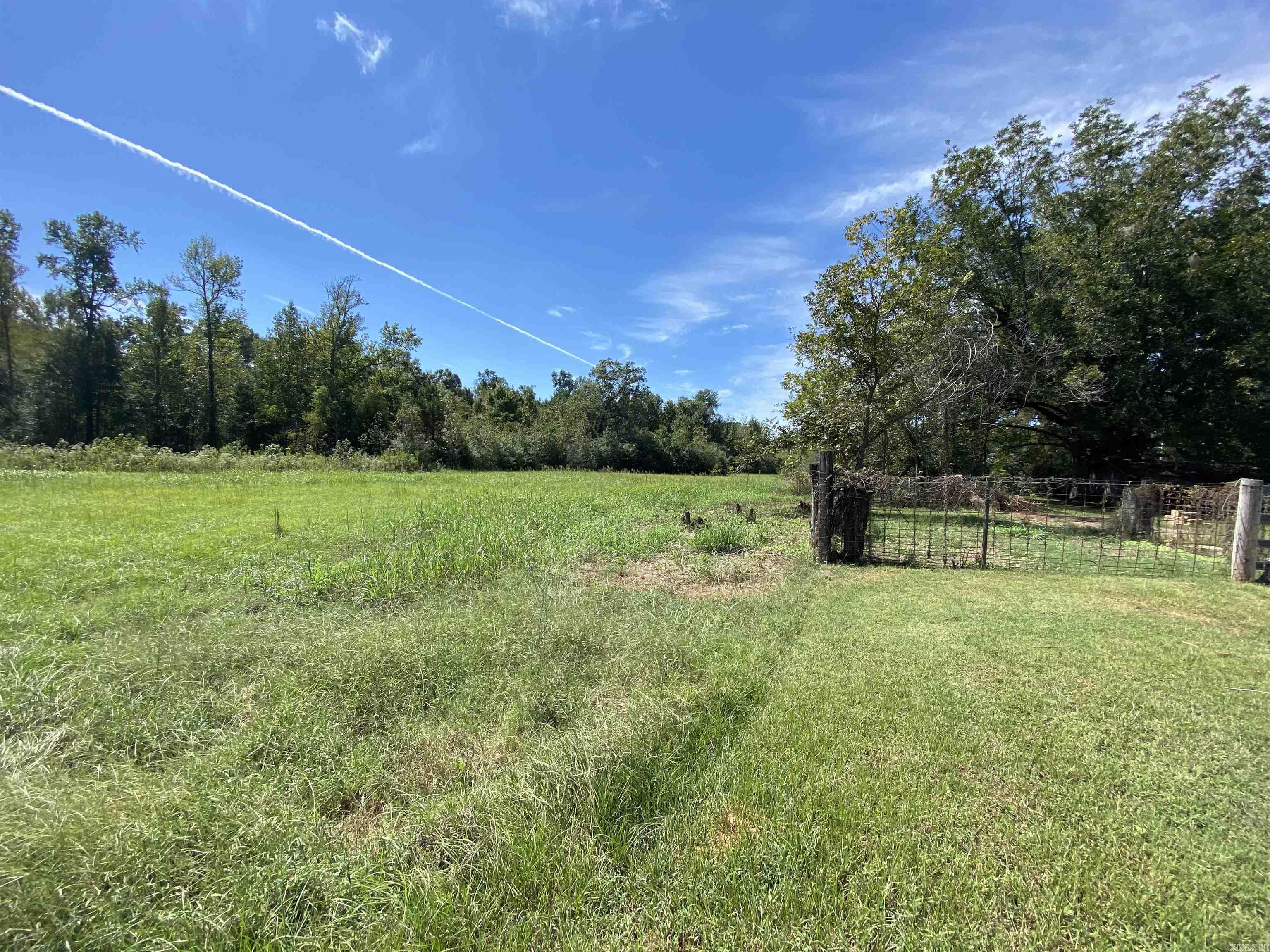 1805  Hwy 27 N 1797 Hwy 27 N Nashville, AR