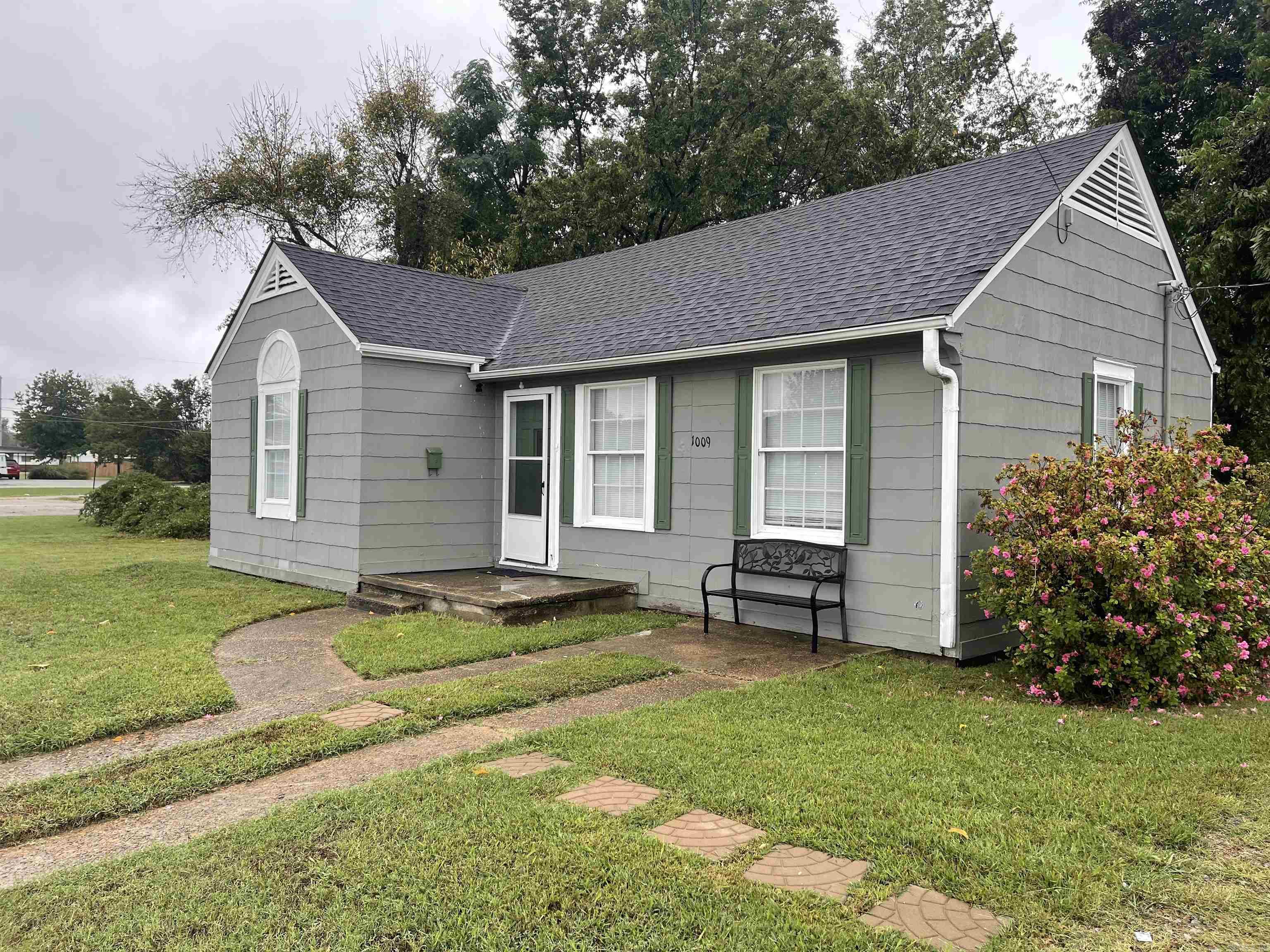 1009  Falls Blvd  Wynne, AR