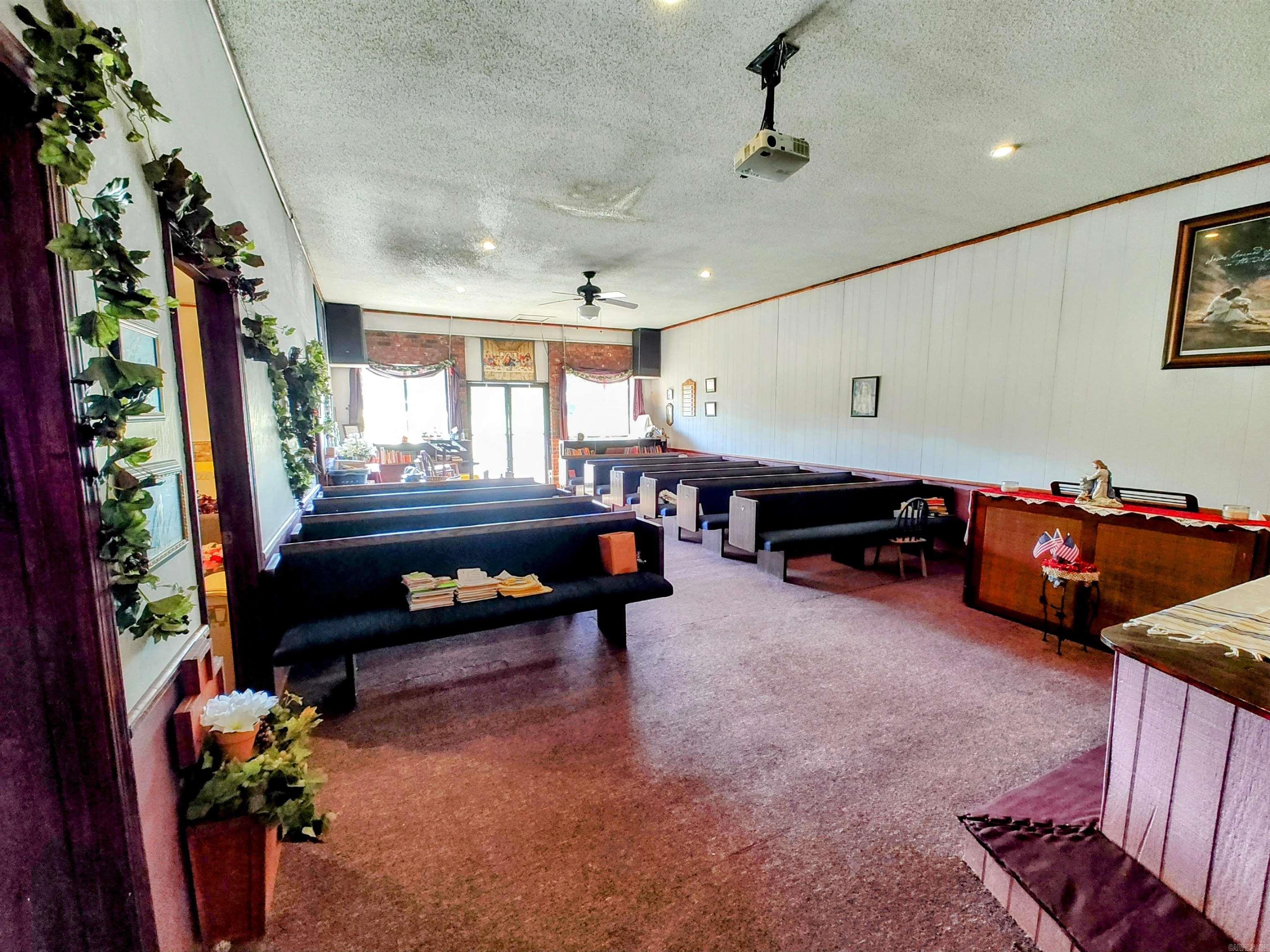 109 N Main  Chidester, AR