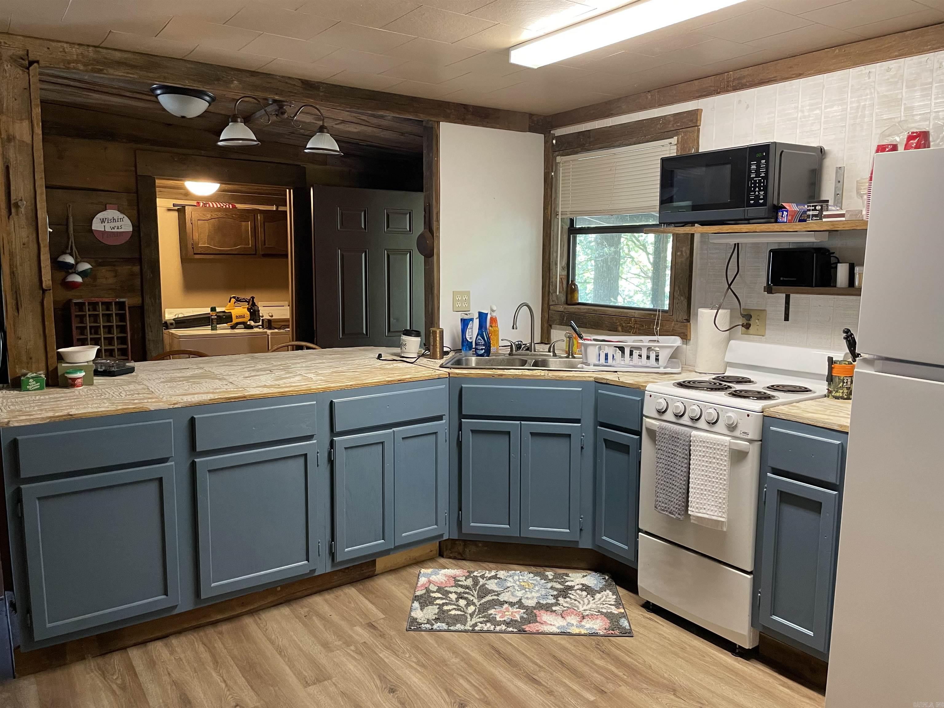 4 Holley Road Edgemont, AR 72044