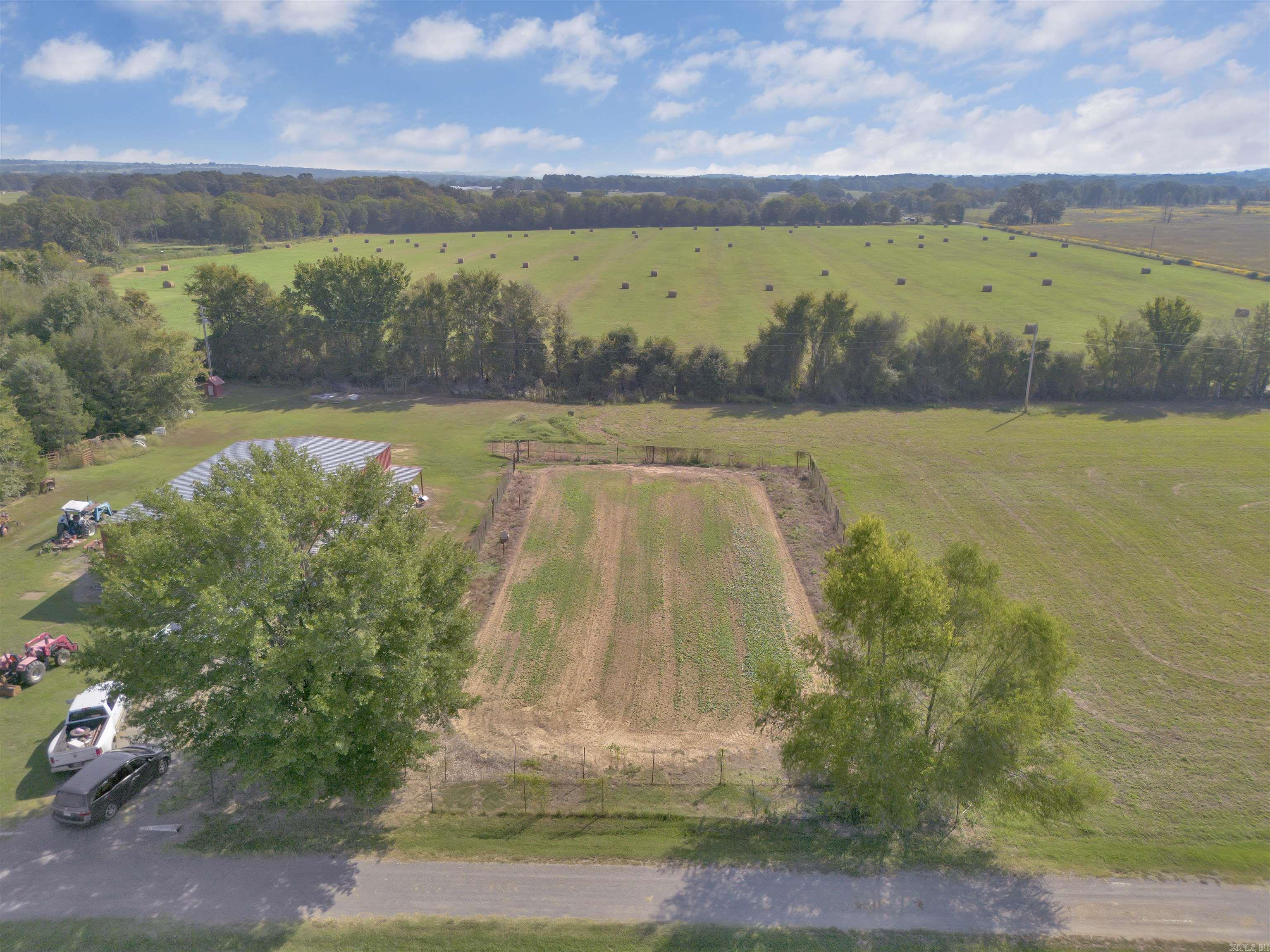 9039  GRAND PRAIRIE  Charleston, AR